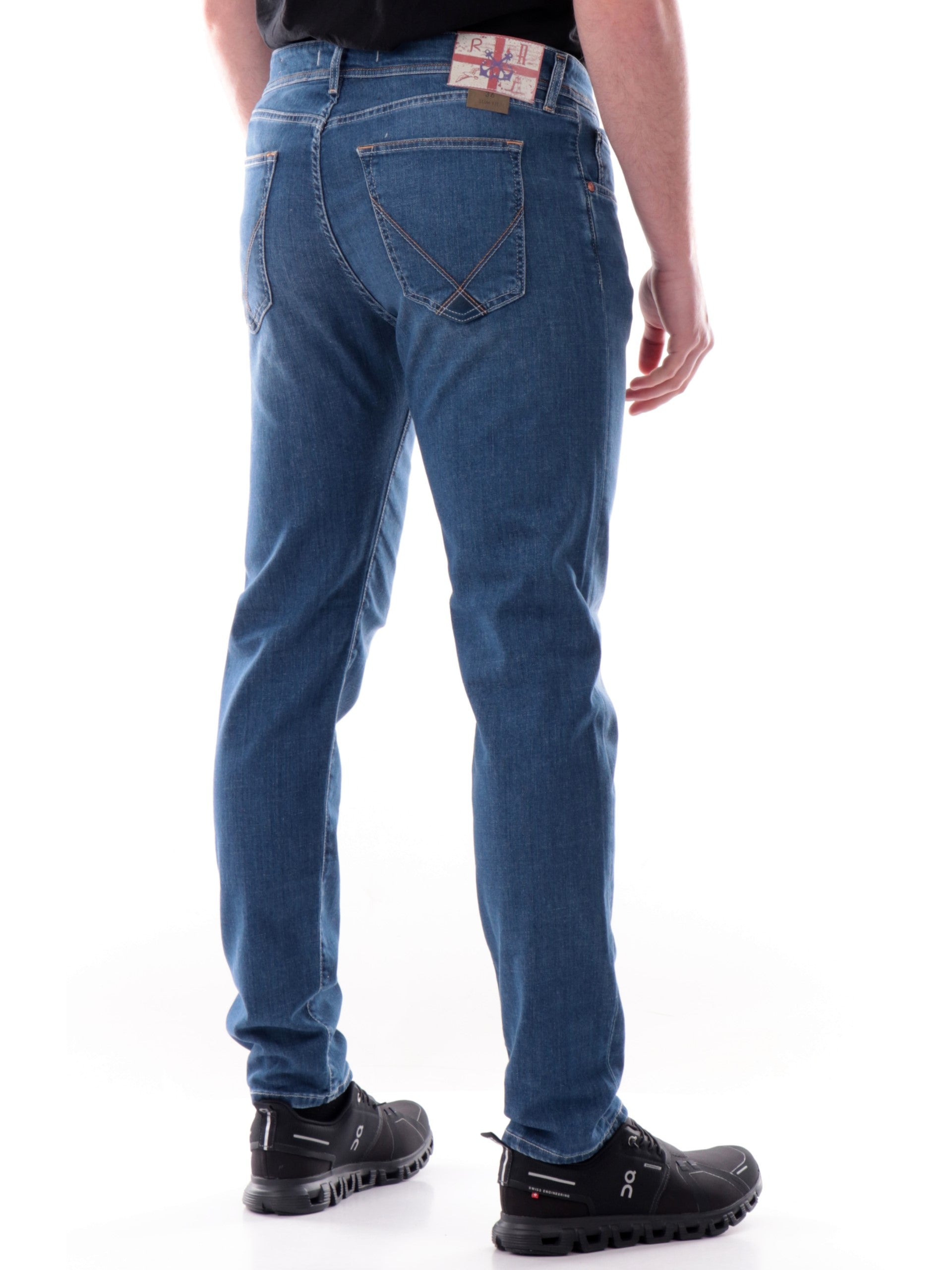 b9eaa404a4bae41b32bff445e16d62082dc381c7