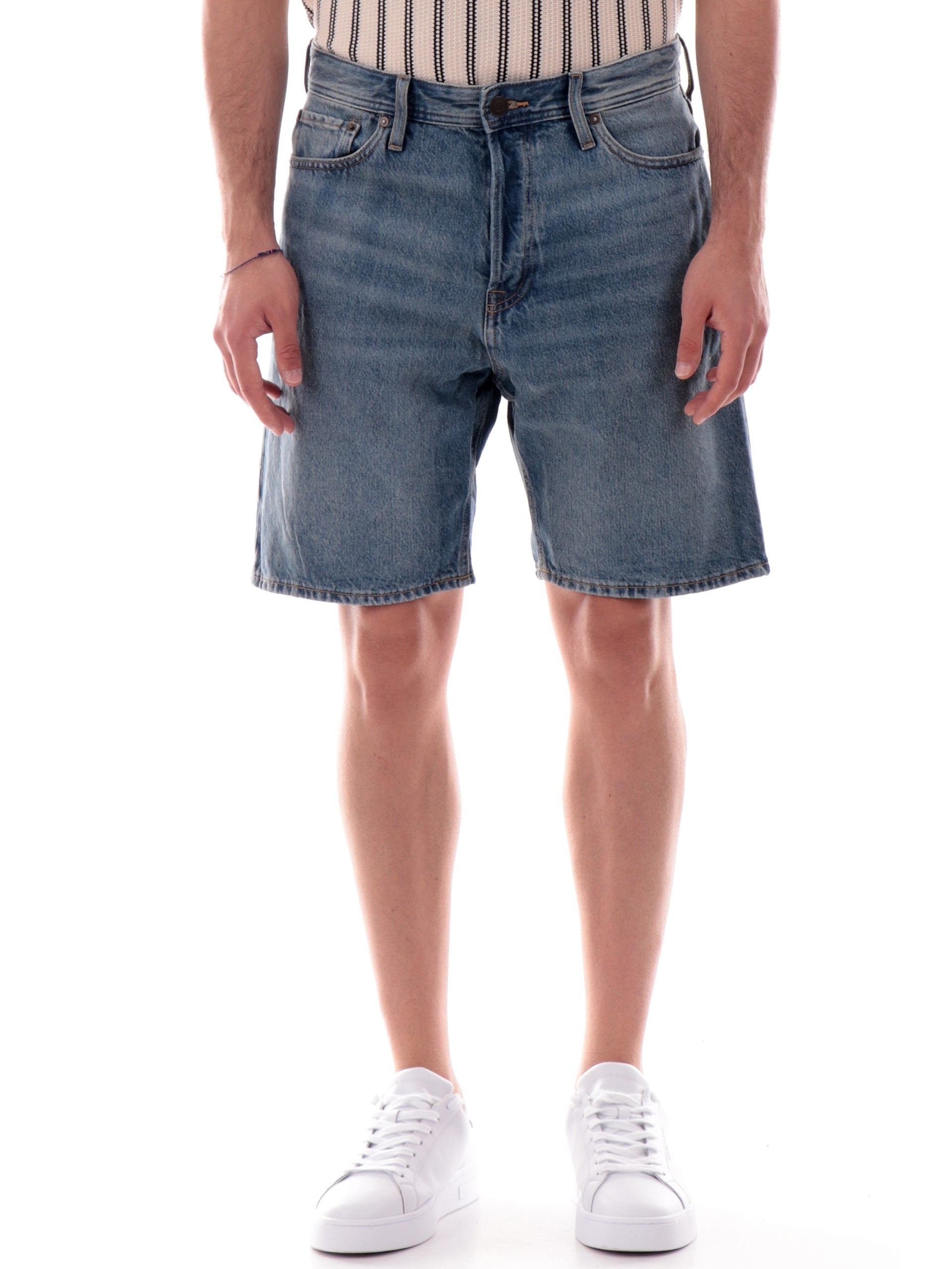 f8a131f230fc3c6bd74775763997f07d3a9f1fae