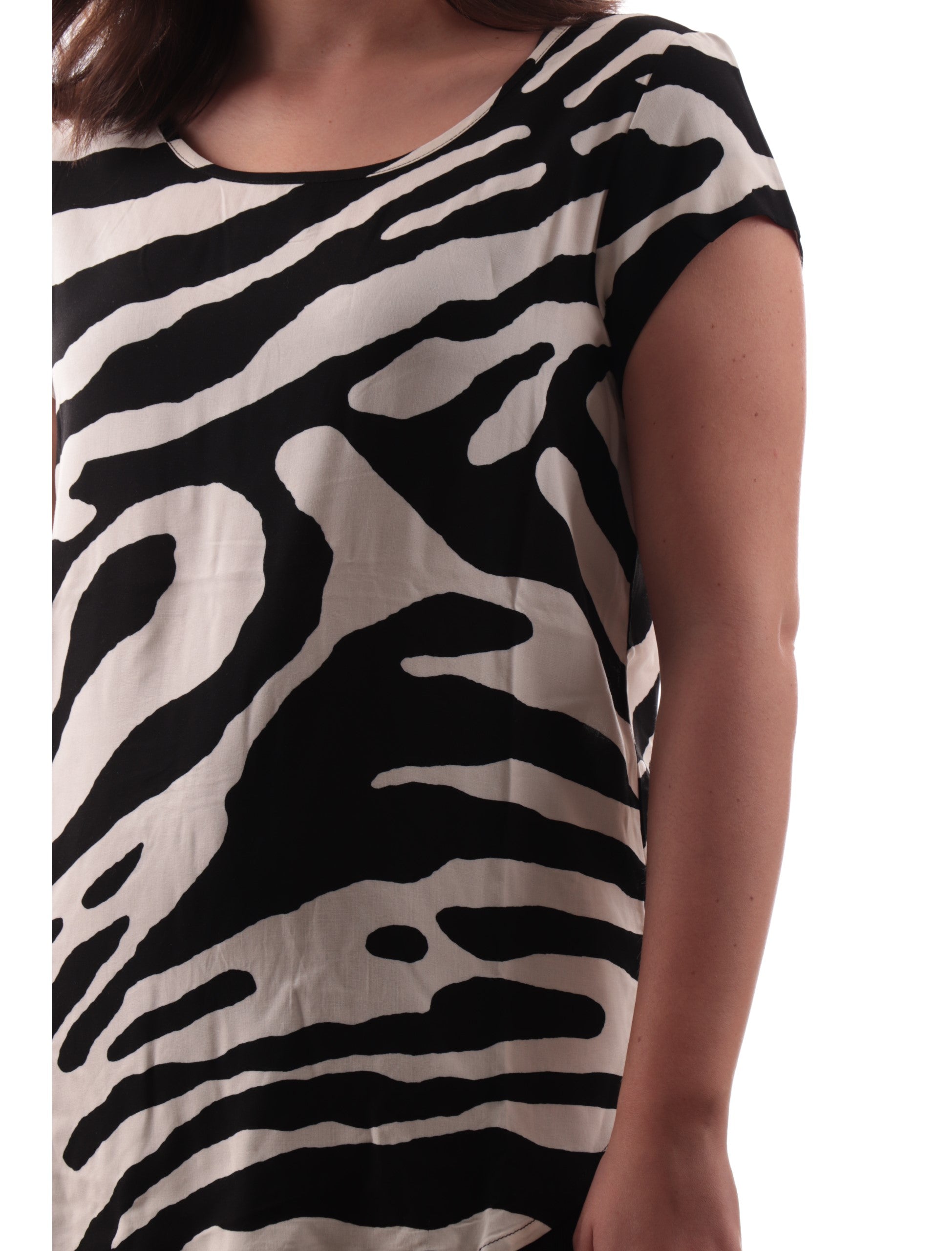 0372c69157d2a9a395525f404e98e742457361f7