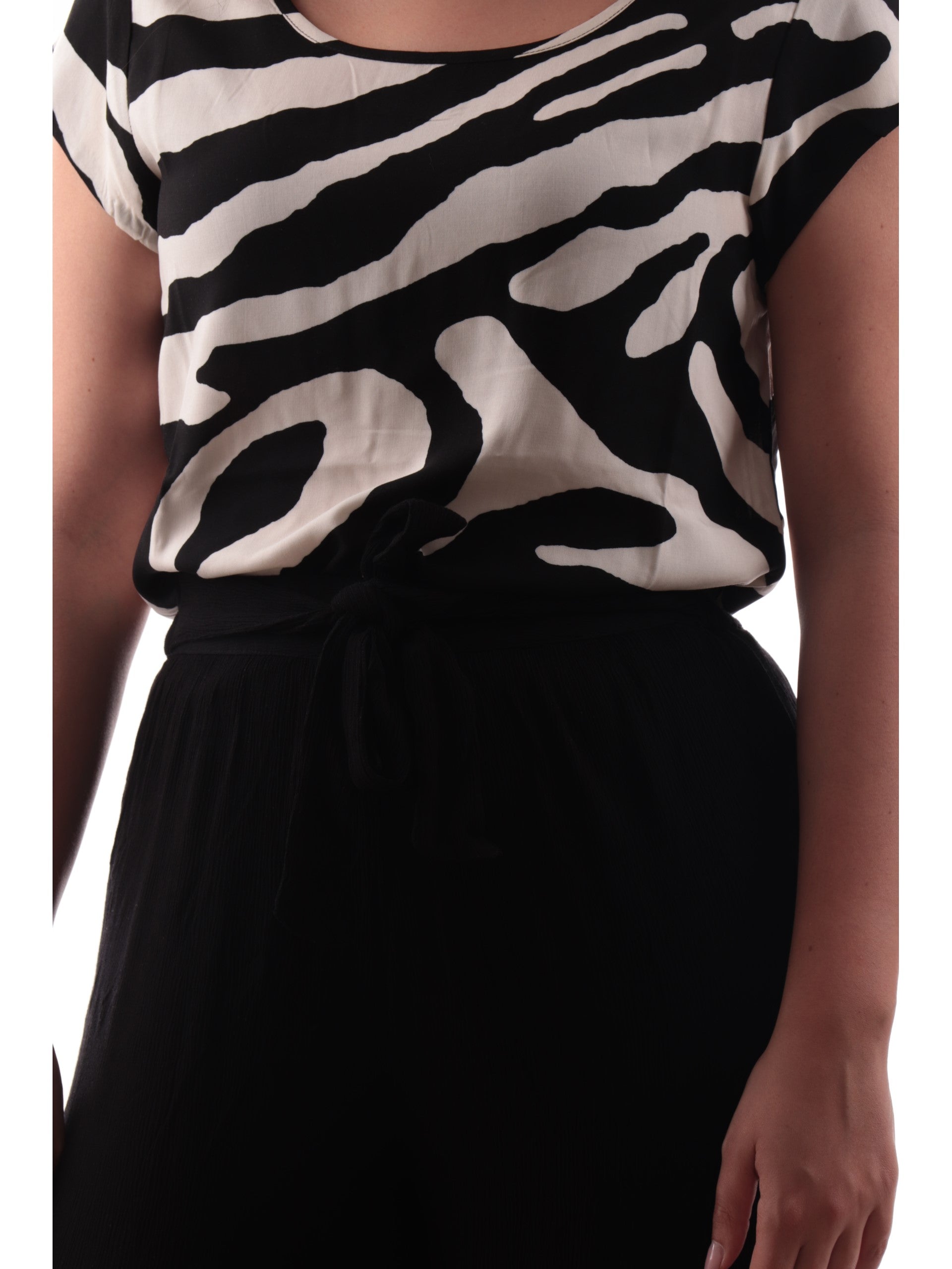 ce152a9d137e4a24a283c47435466523ba6b37f6