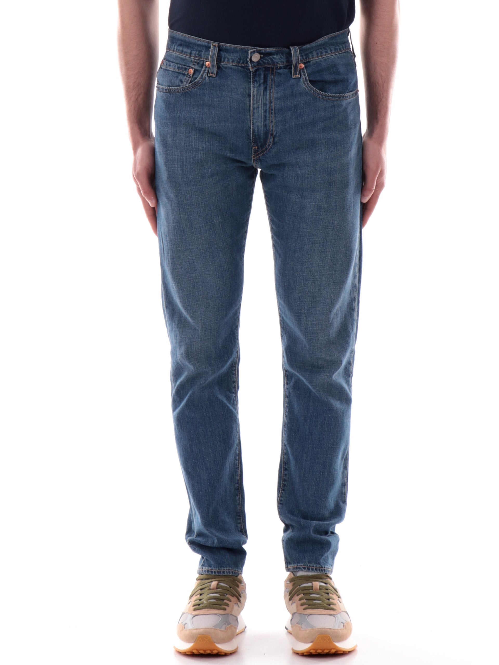 b41dbe428e404a7a2881336a29550f22b00ff979