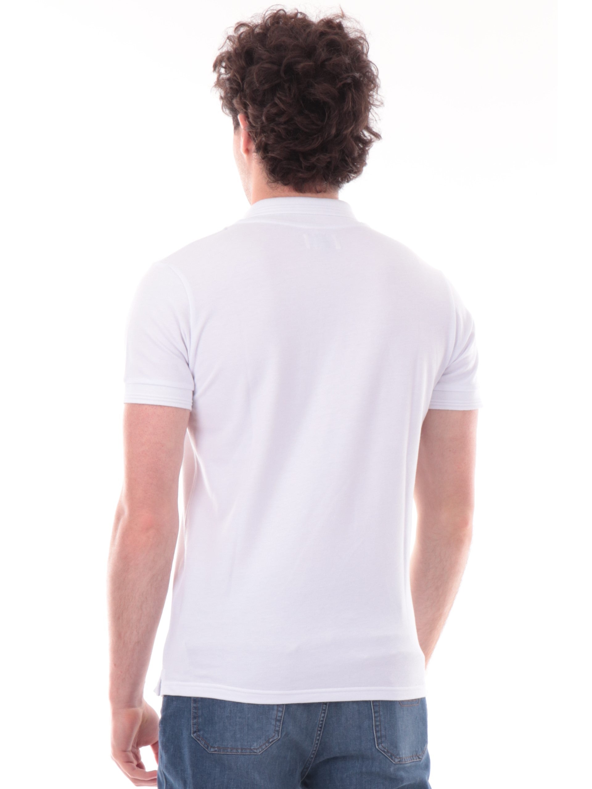 d8d251348c62a5fea7f2f118c414f6be49e63ad8