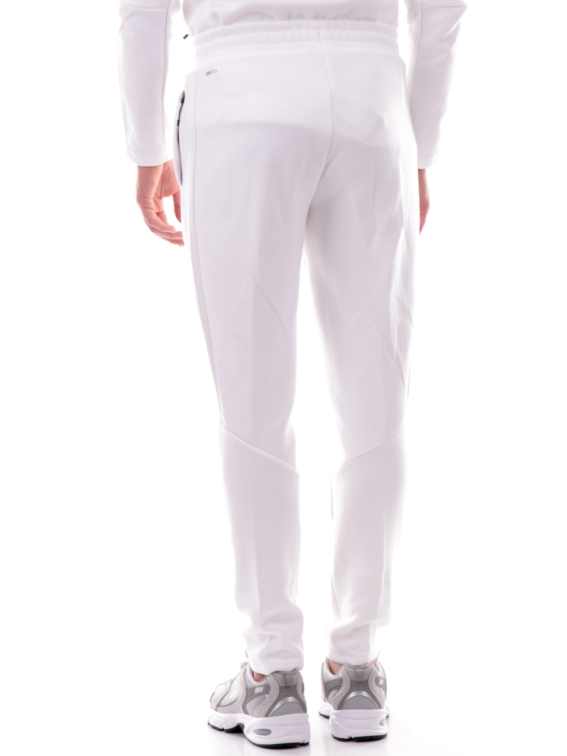 ced7480607e5684314860323a6502e34ae1e6011