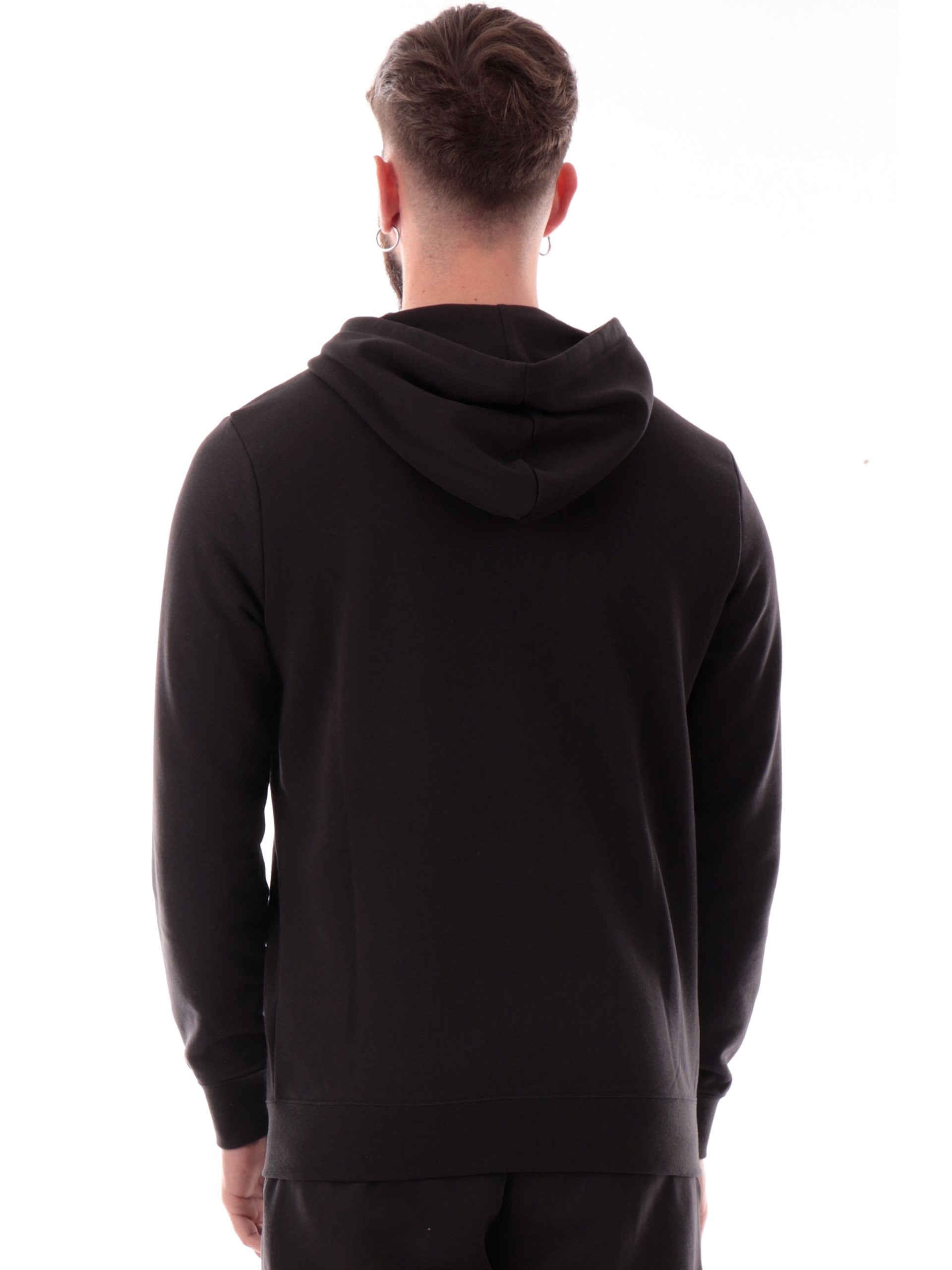 d6ec60f83696fd5e0ab82f8a5fc18b79d92d323b