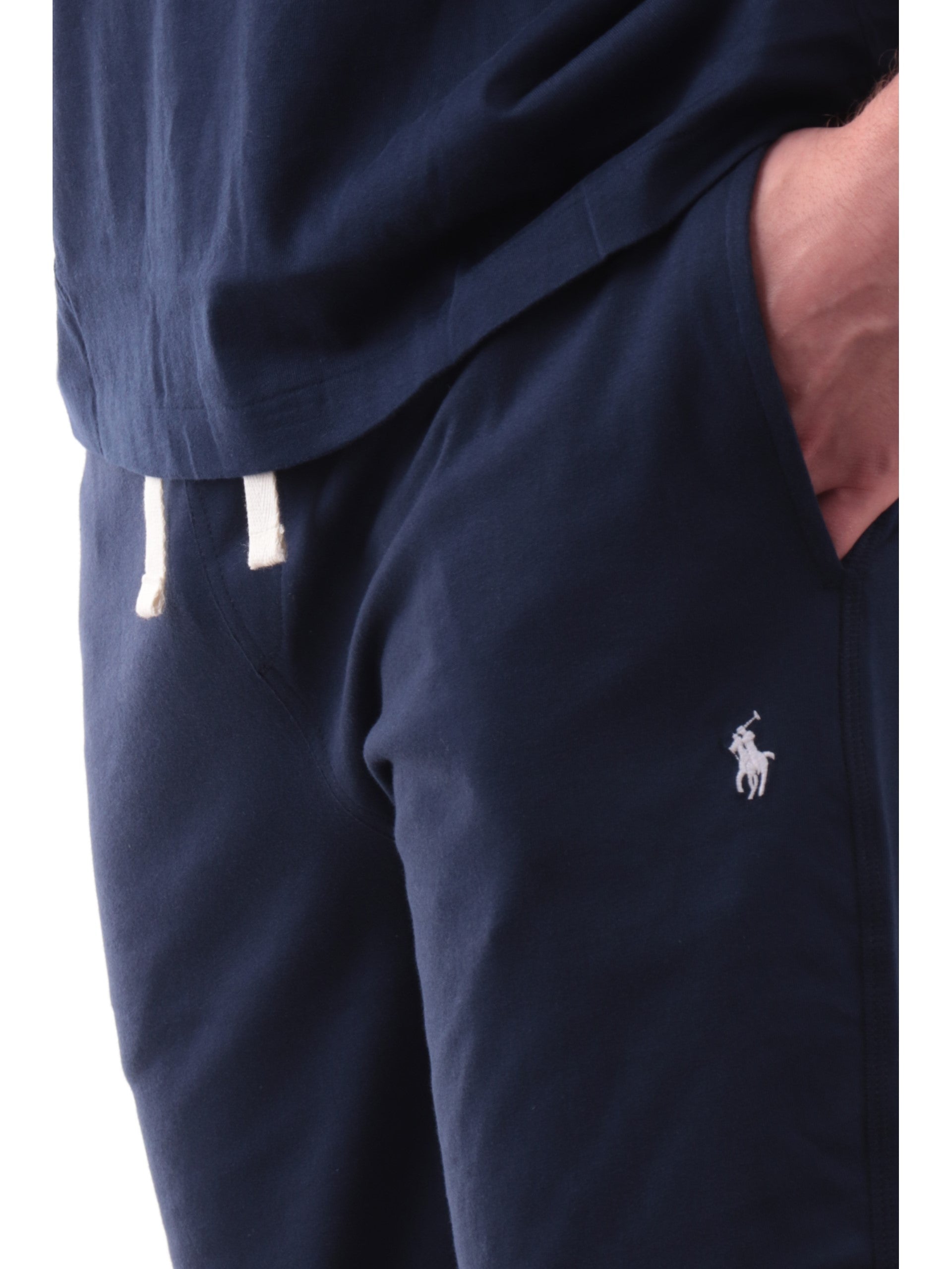 d2d76985c2625ef34628413117808839fffc4d18