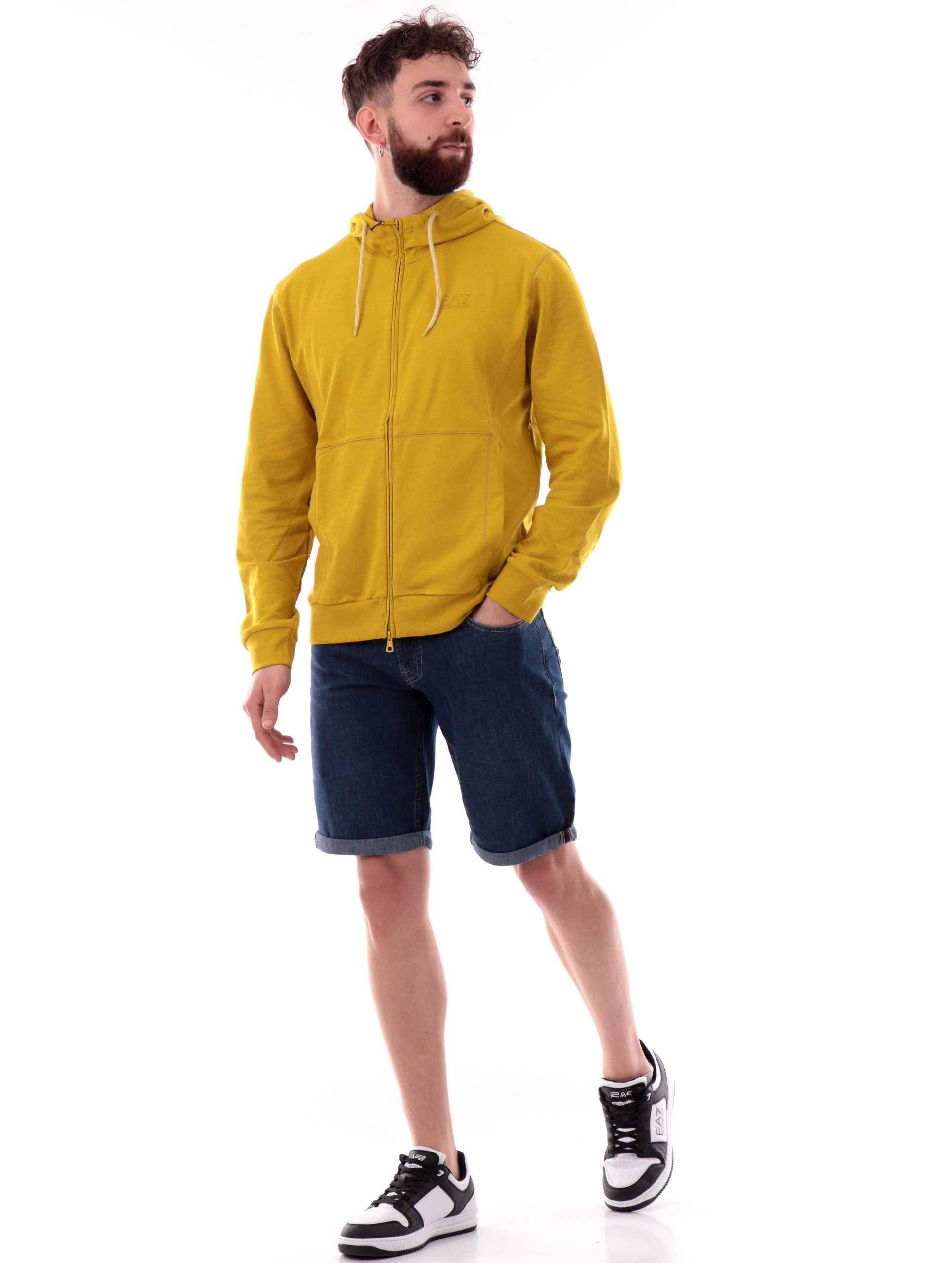 d2039570b3566b3495e68a6756fb8329a344c34d