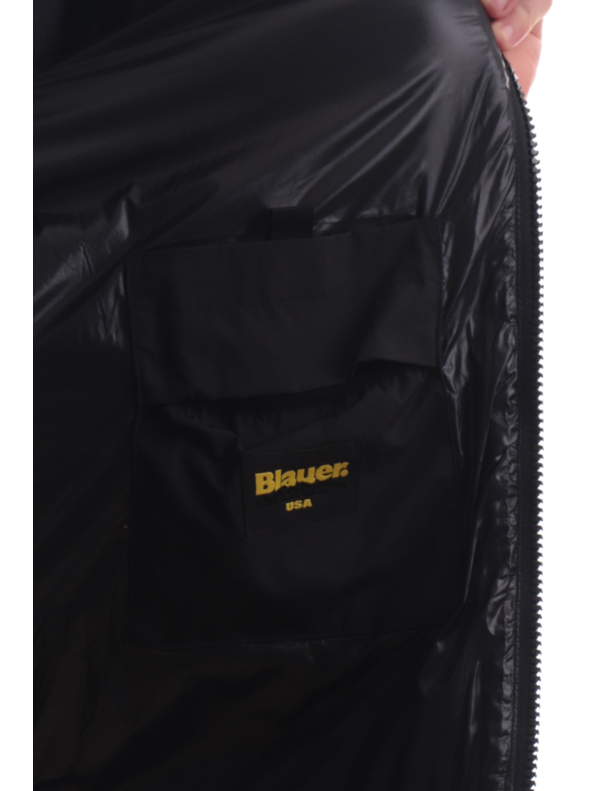 e3b59cc7936c1c1e0293e8f7f474c1ecf36a2035