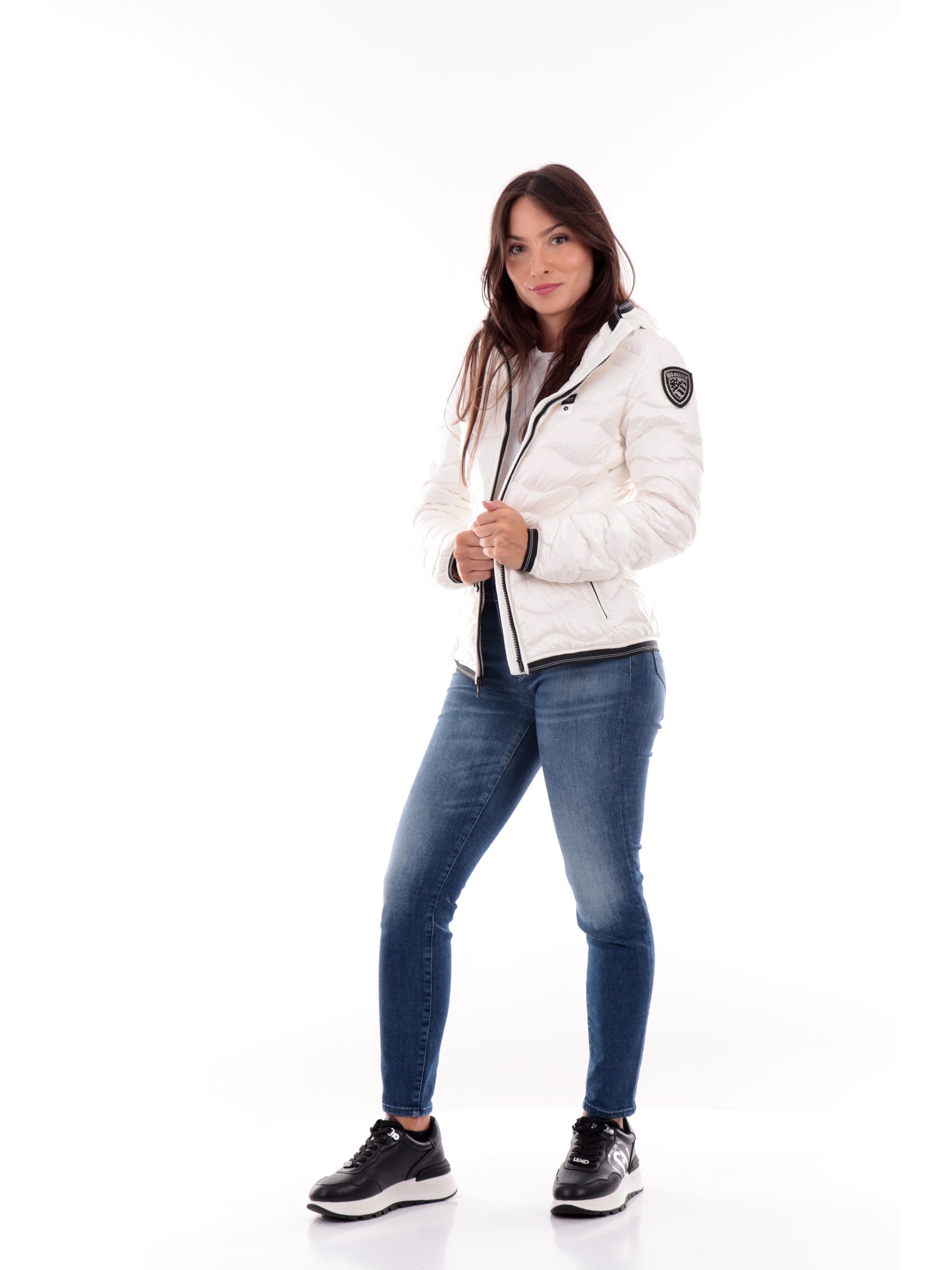 81b64e356f60ab8fa3f66b84cfa7c19e3953df32