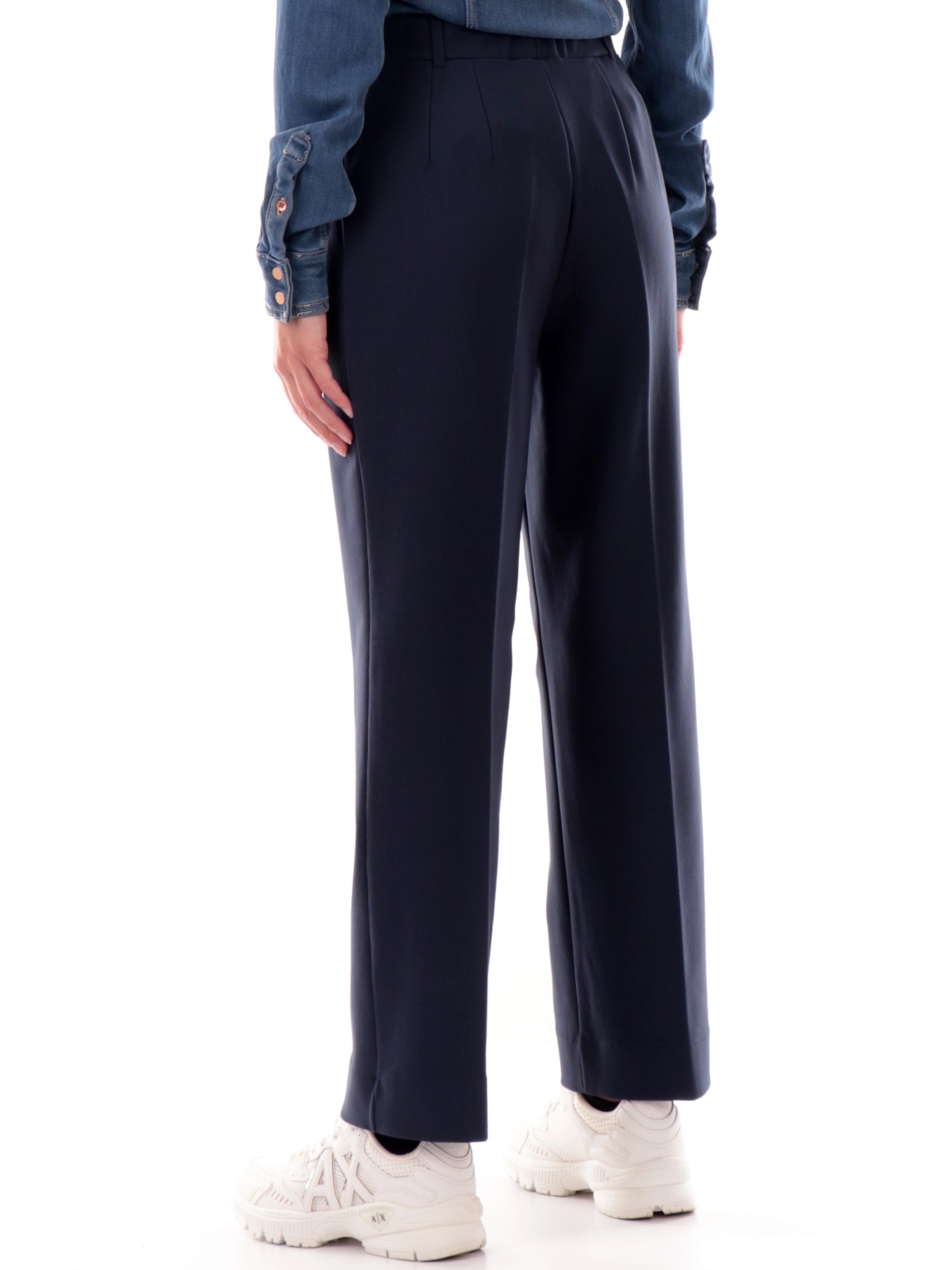 d7cad574f4672e2cdb7b71ef03b938b25bc104e6