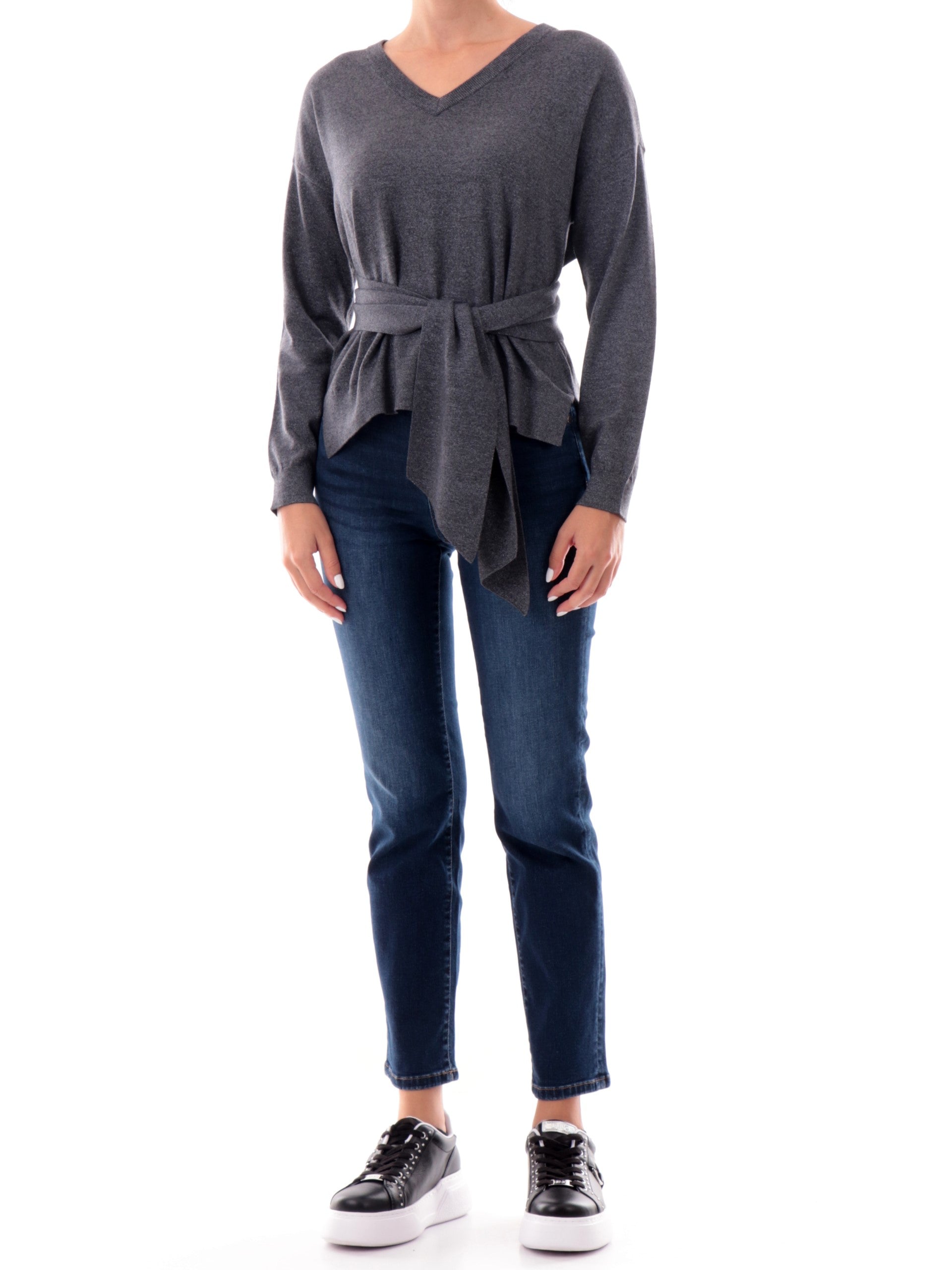 a18d3a1d6b623fd6c793c1c1e110a052bdfde84b