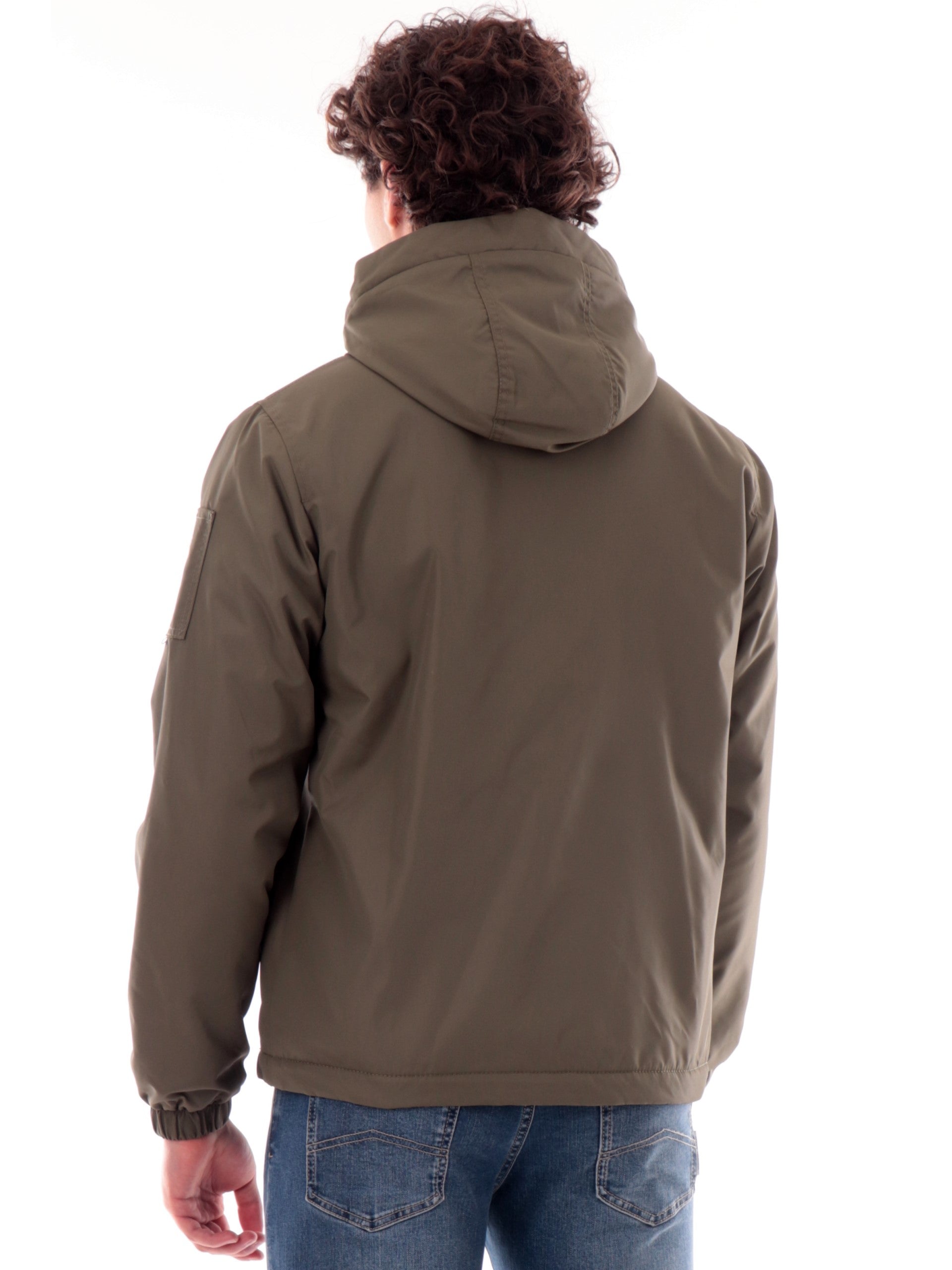 dd2345aa9c41439515f52300c48d2242bb22a10c