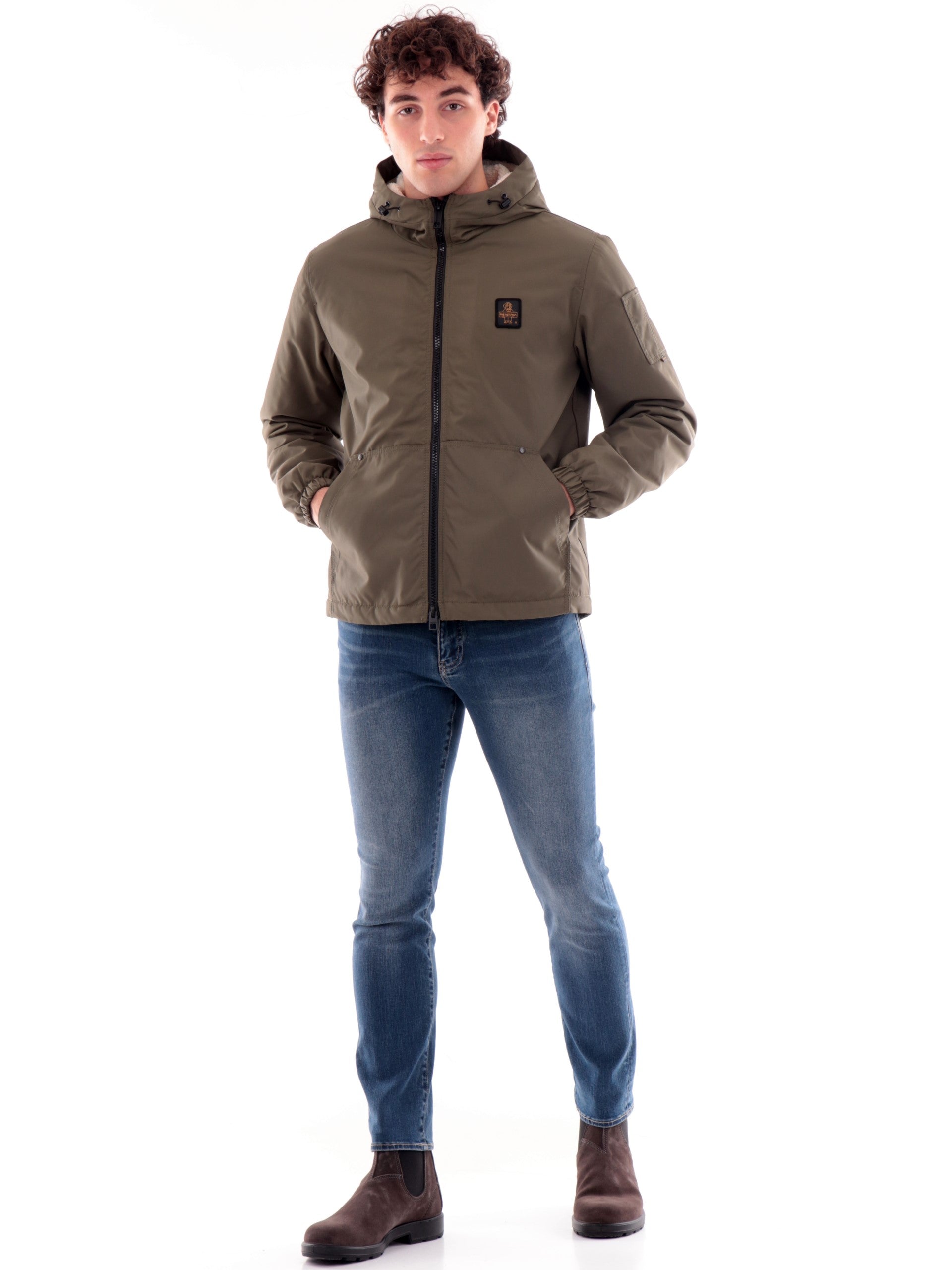 6f70f6d2e3ca60bc4cd153a785022796797c7055