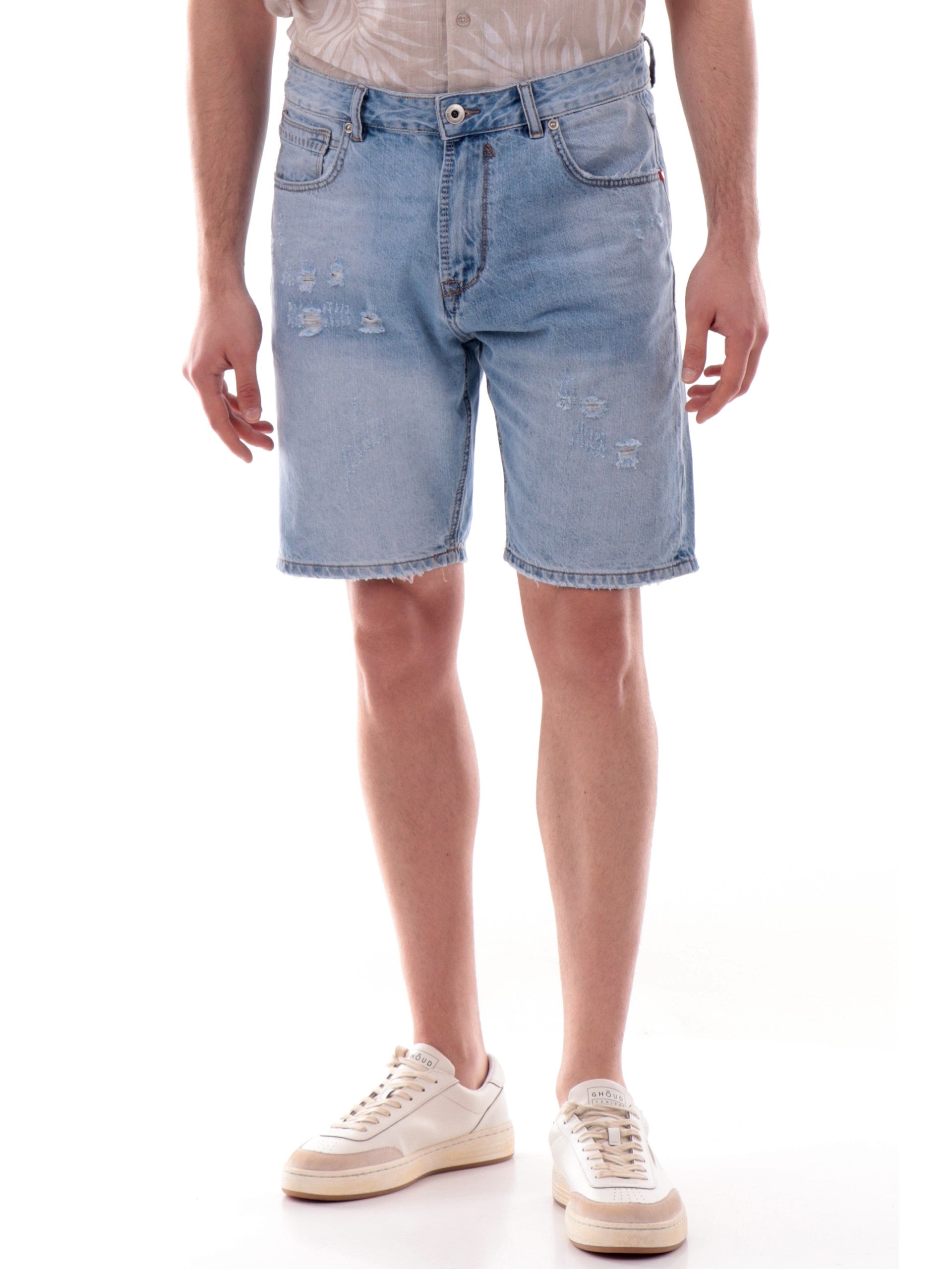 5382ec1bb77f7f5a73ca133e8403e2b287a295f1