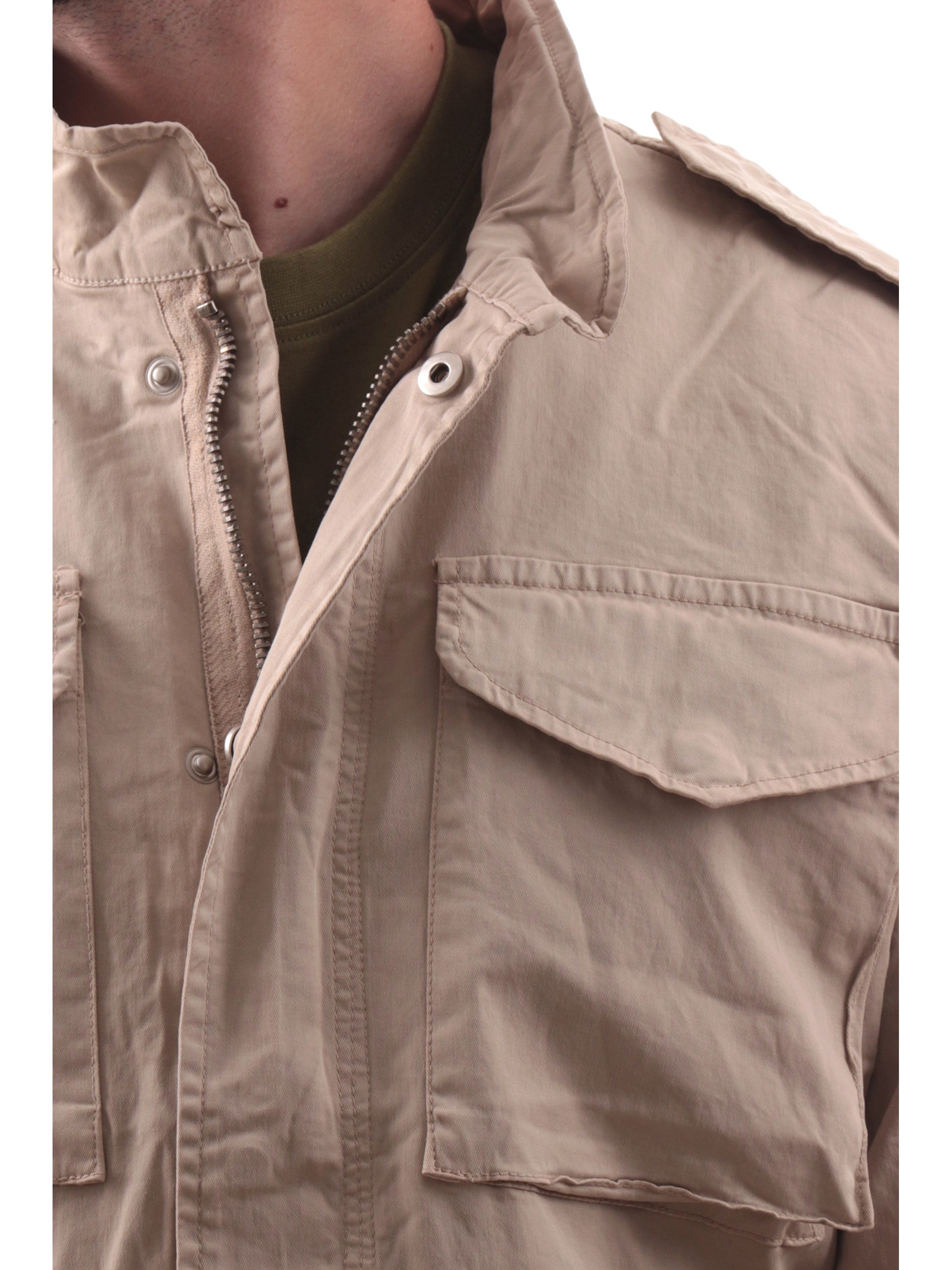 727c9c21f6835335ffd4659bbb3b79b662300e1d