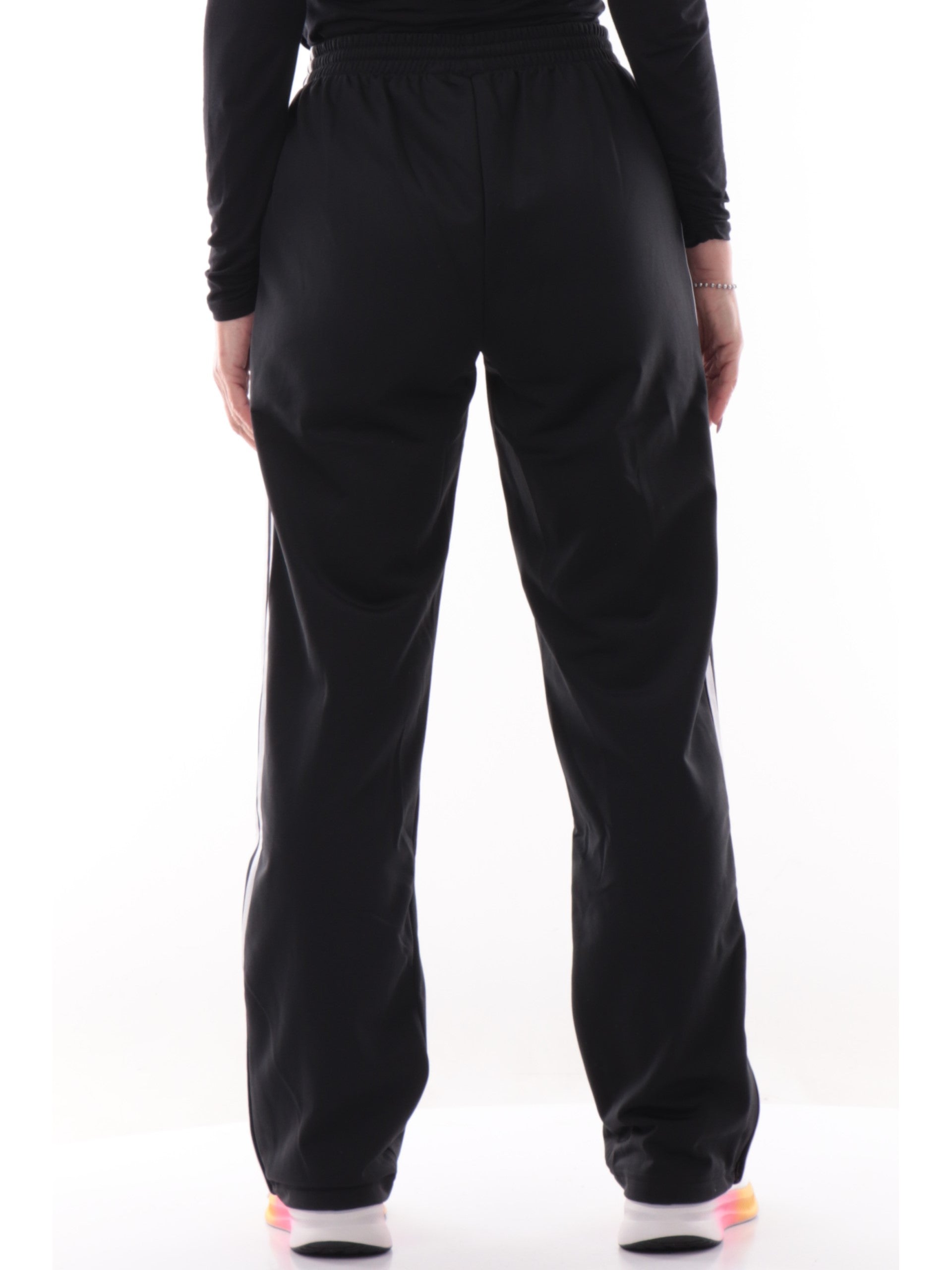 ccb020775c2fa84650741fdd8042bf7173d0d976