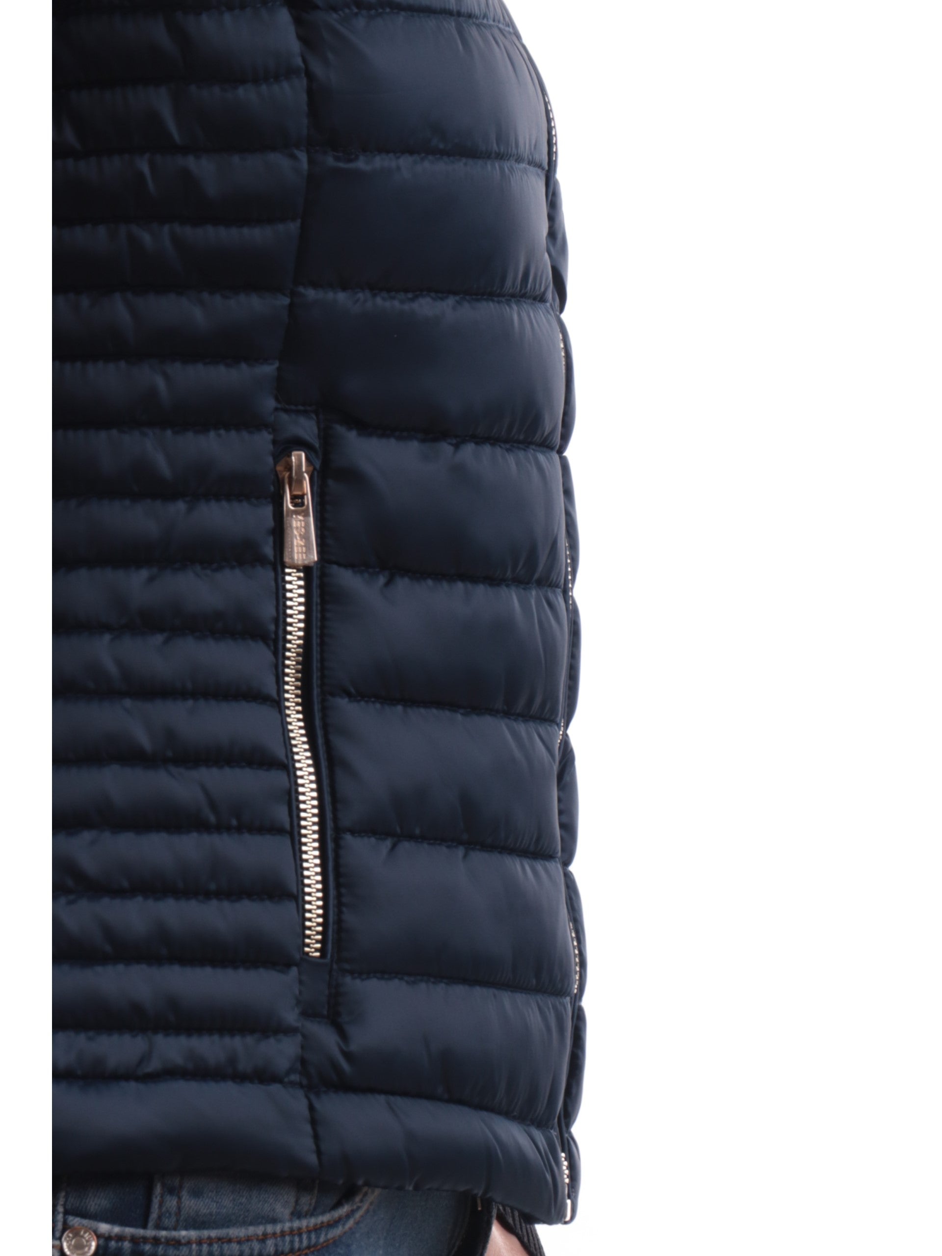 18eb9e8dd9d7a94a3384985cd92fb29720abc56e