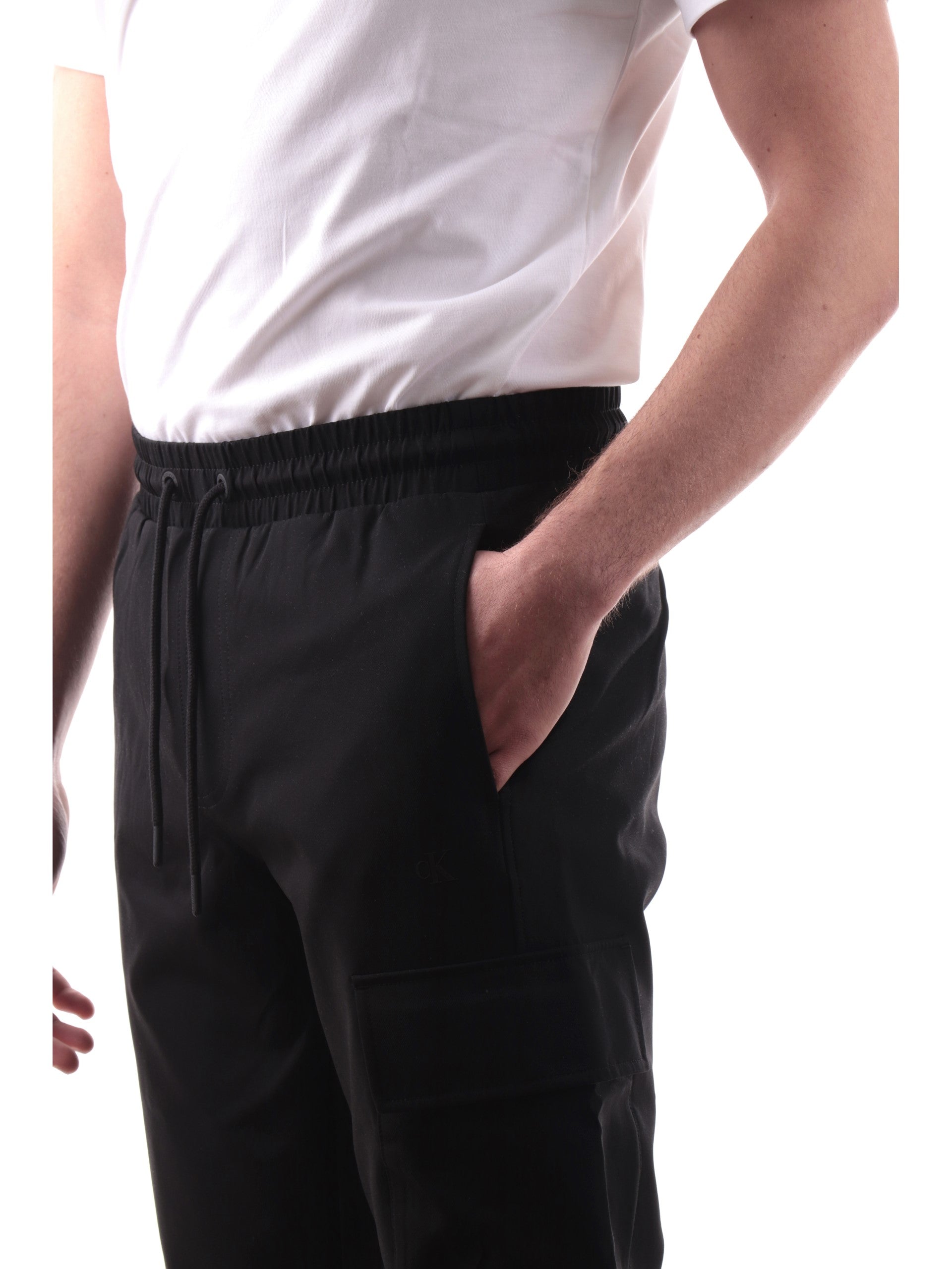 dc5349354e1e06157329b46610296244bcf63a51