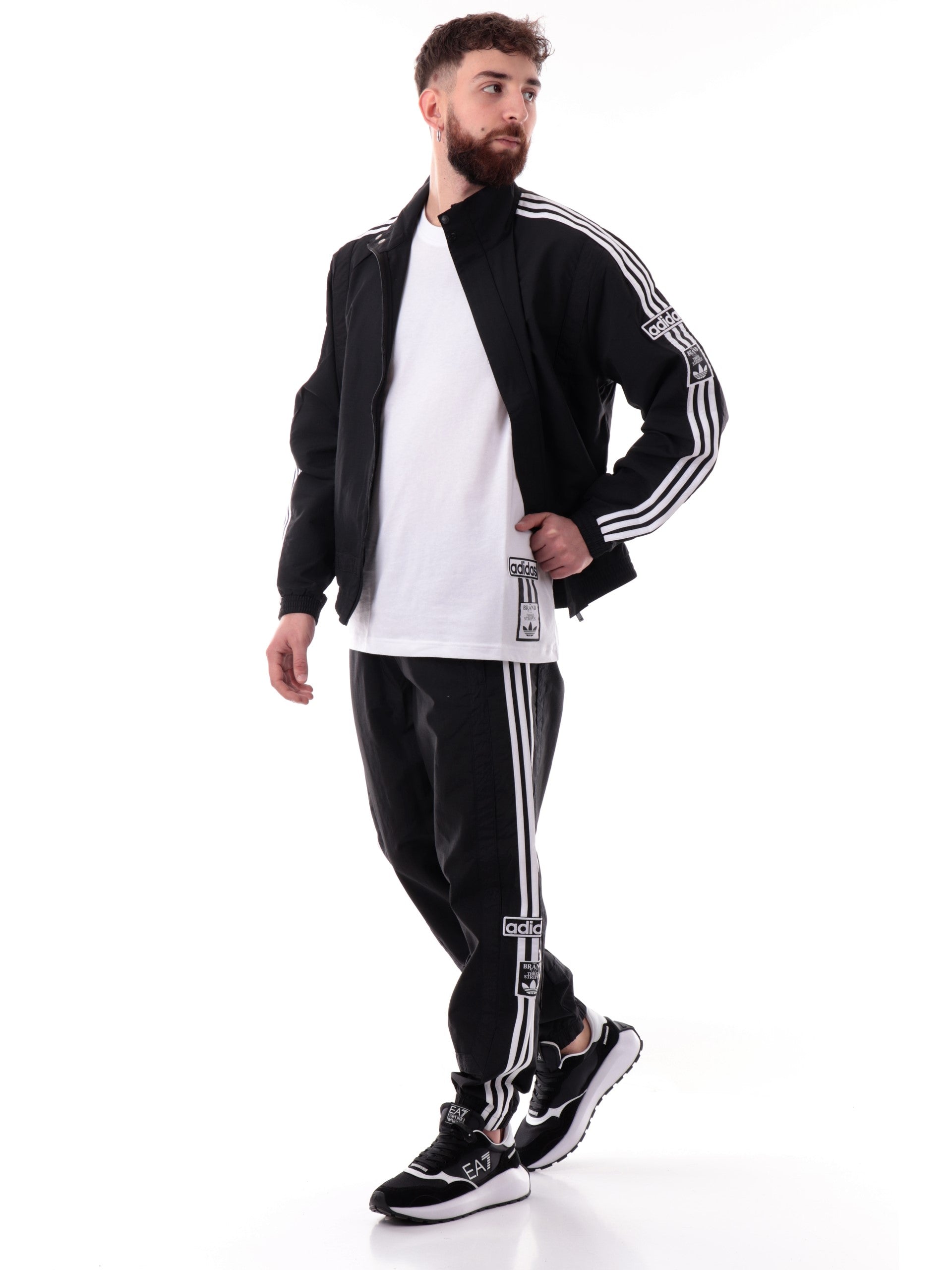 f4f4e4d1c2bf60e43414386b36ee823541ea1b8b