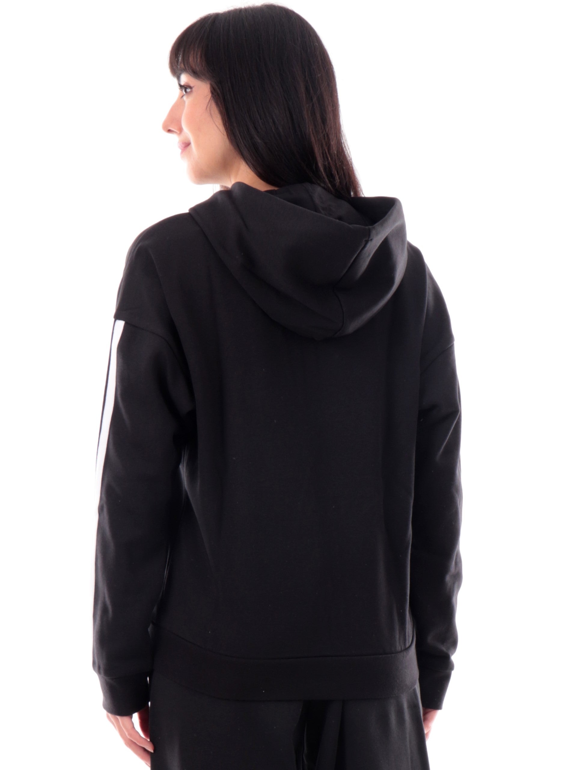 8f6e517d37bcef89bd0d22588fd3bbea4ec641a3