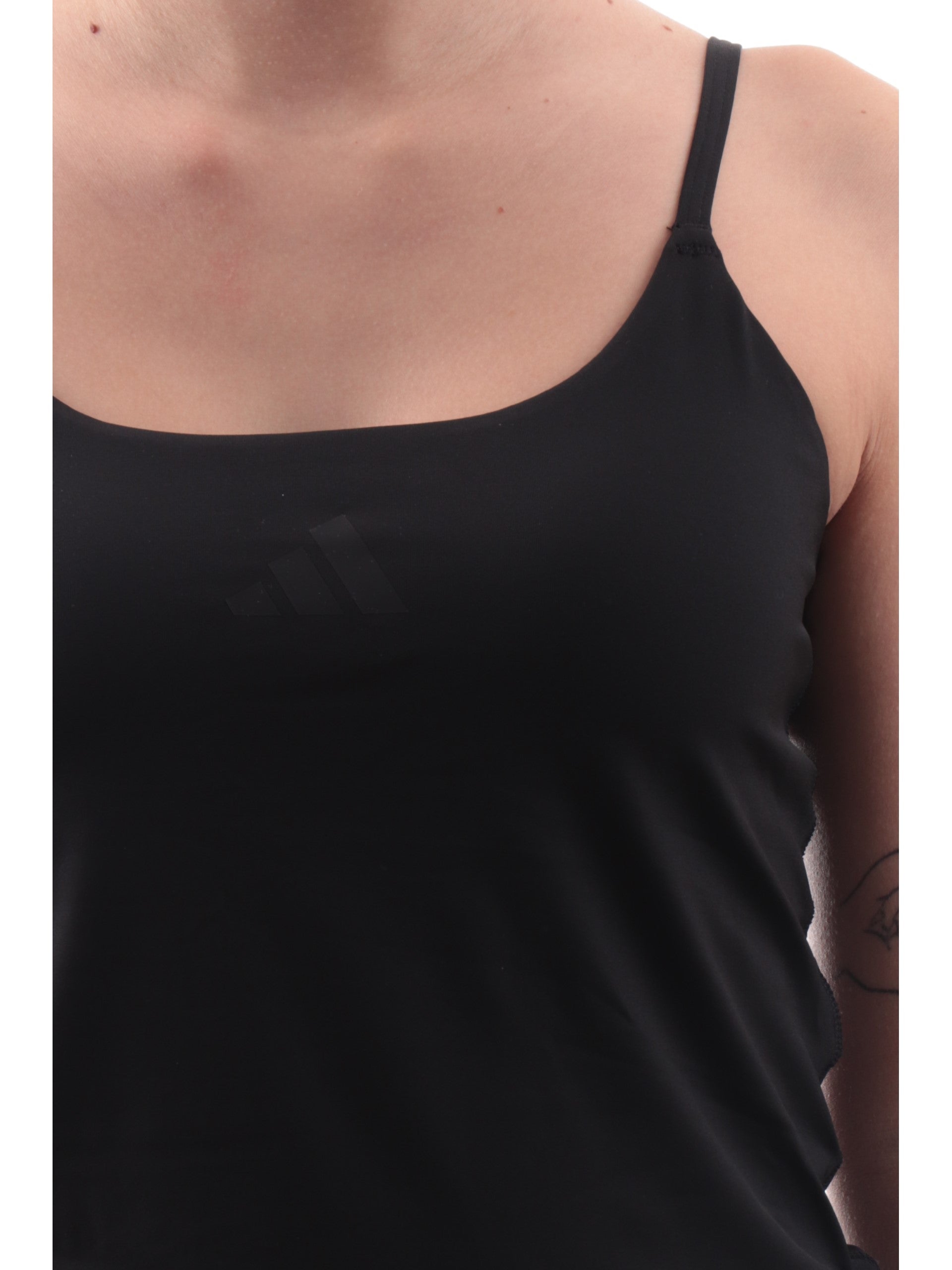 7211751a204bc22d2d2113e46f93ca63e351cc19