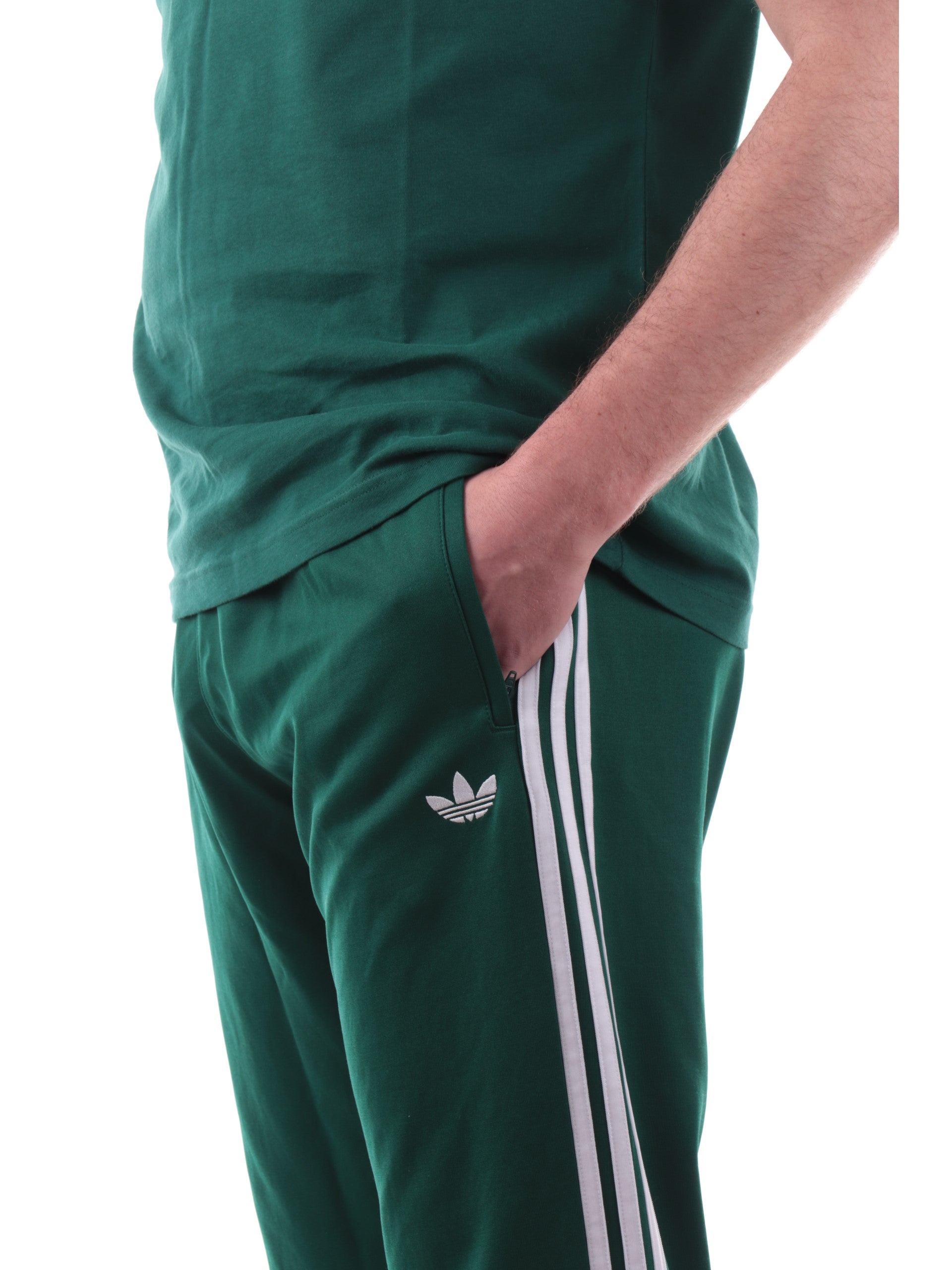 cf02fb6354bd81c48fbd0047f72f40bc4f2aa893