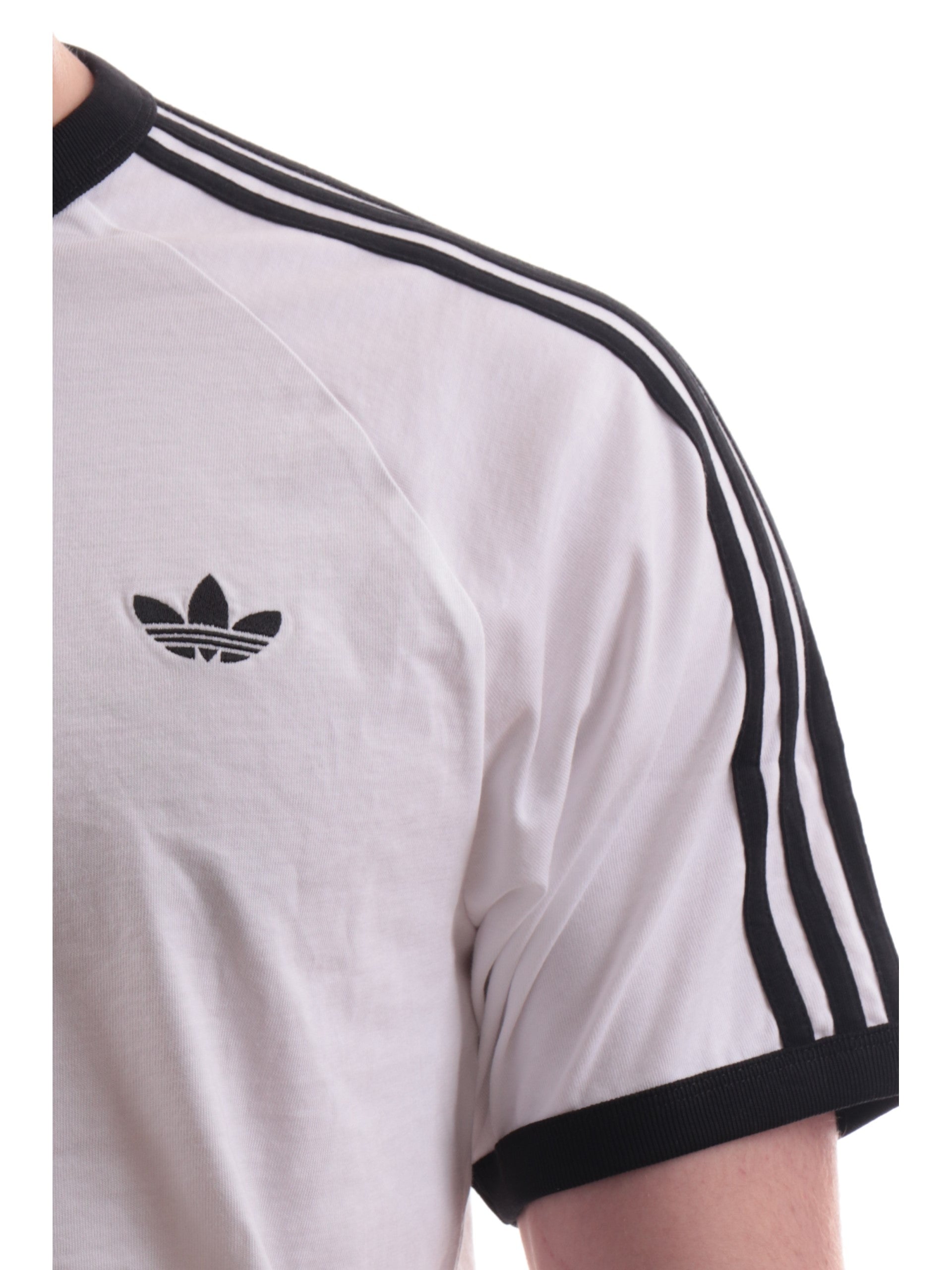 4f8614b678407e543d899ee28d9e286e3cbbadc1