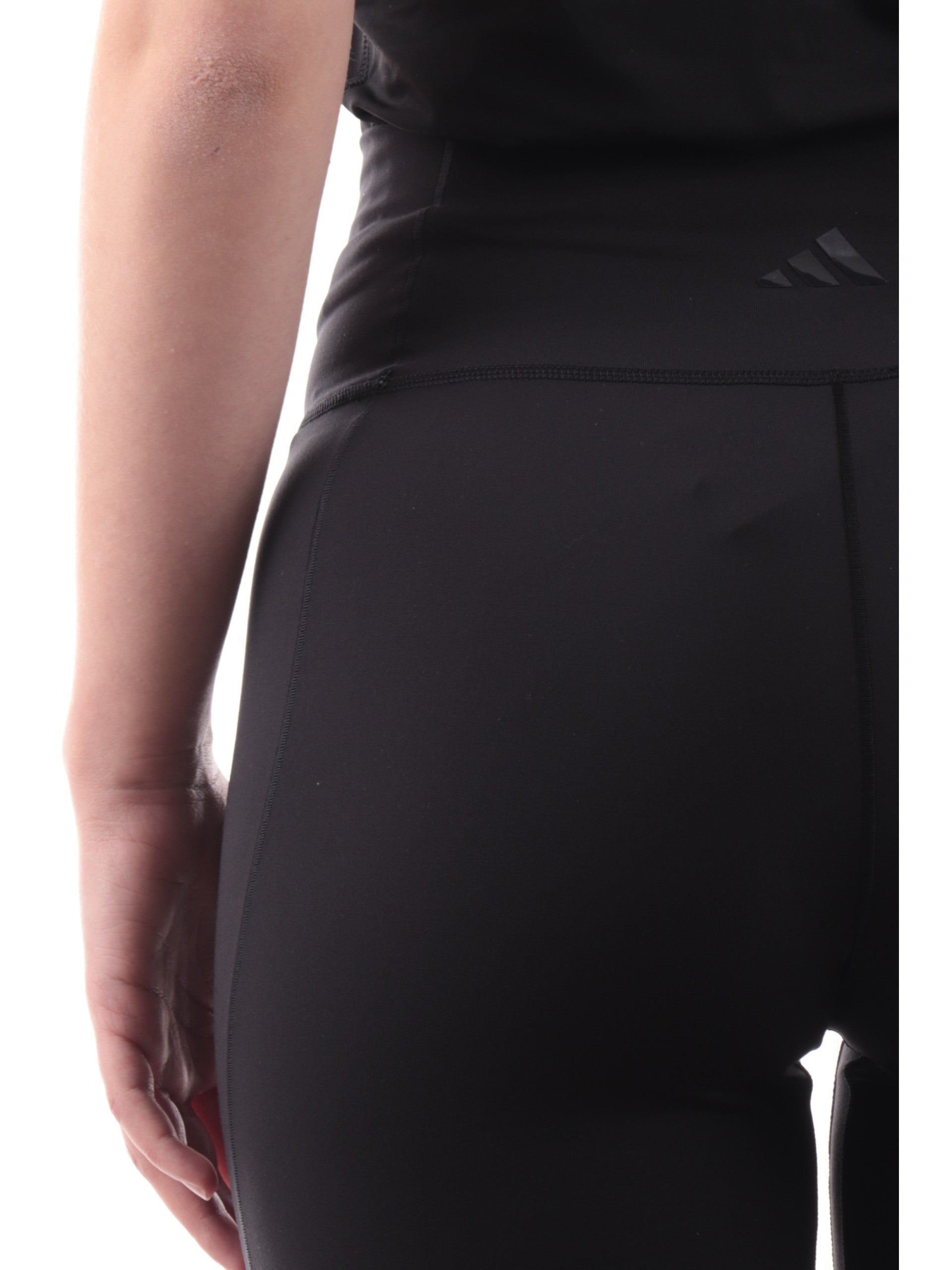 1926aa3da21fd7502dac549927e353cfaf22eaf2