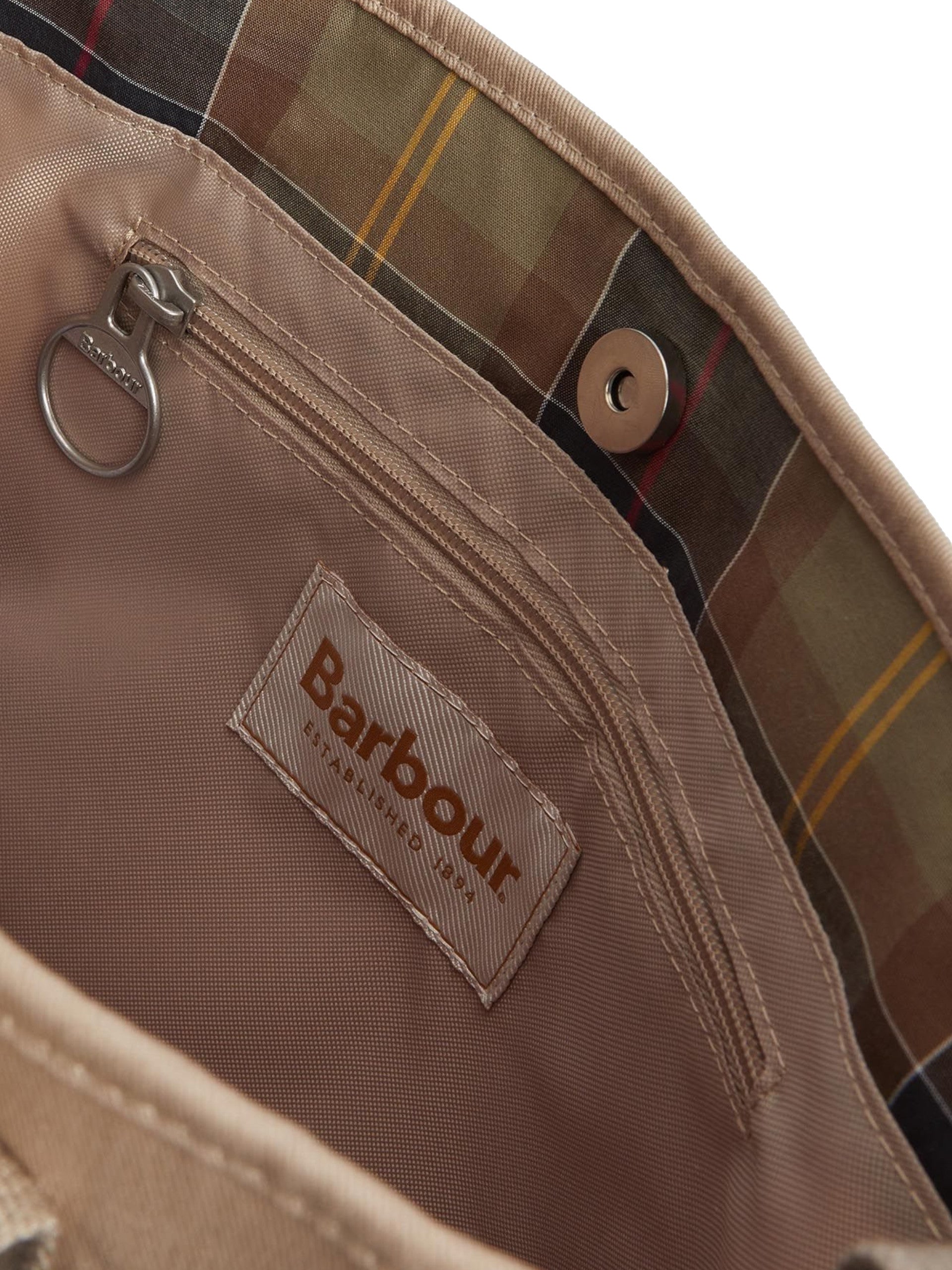 bd3a871df7797e878f3dc4459889b56a1ef0a7ee