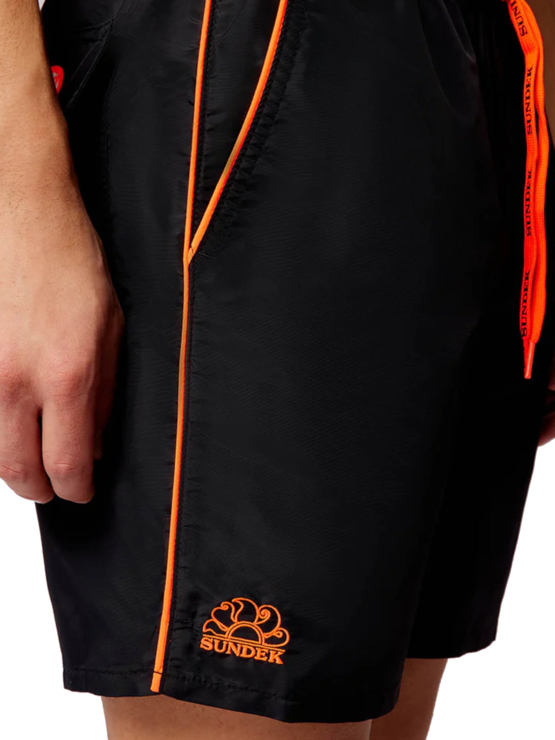 2ddf9f8afac584f2fe9bc27329567a0bfee64519