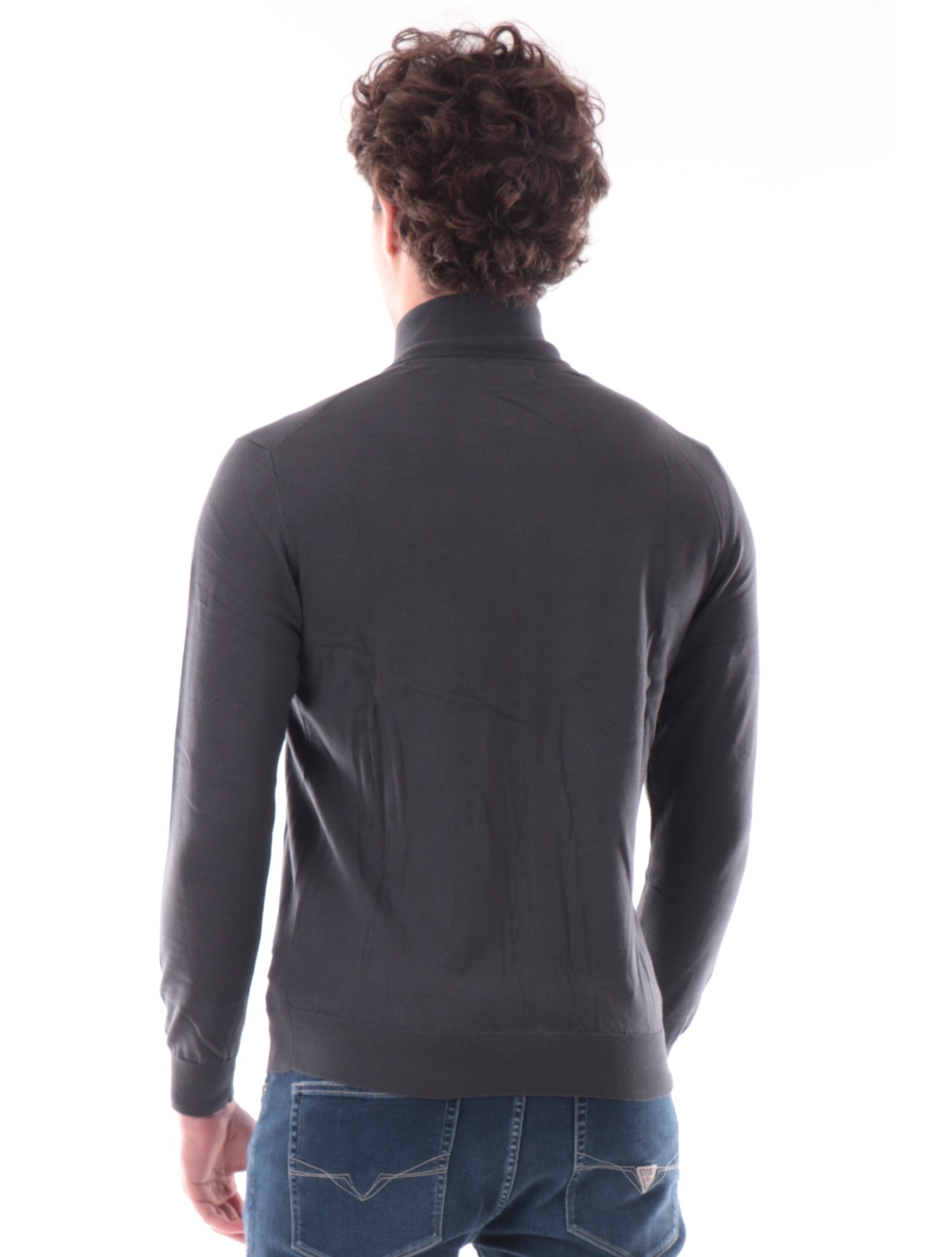 f2697048316c27506a40fa3a33e56c6919018fcc