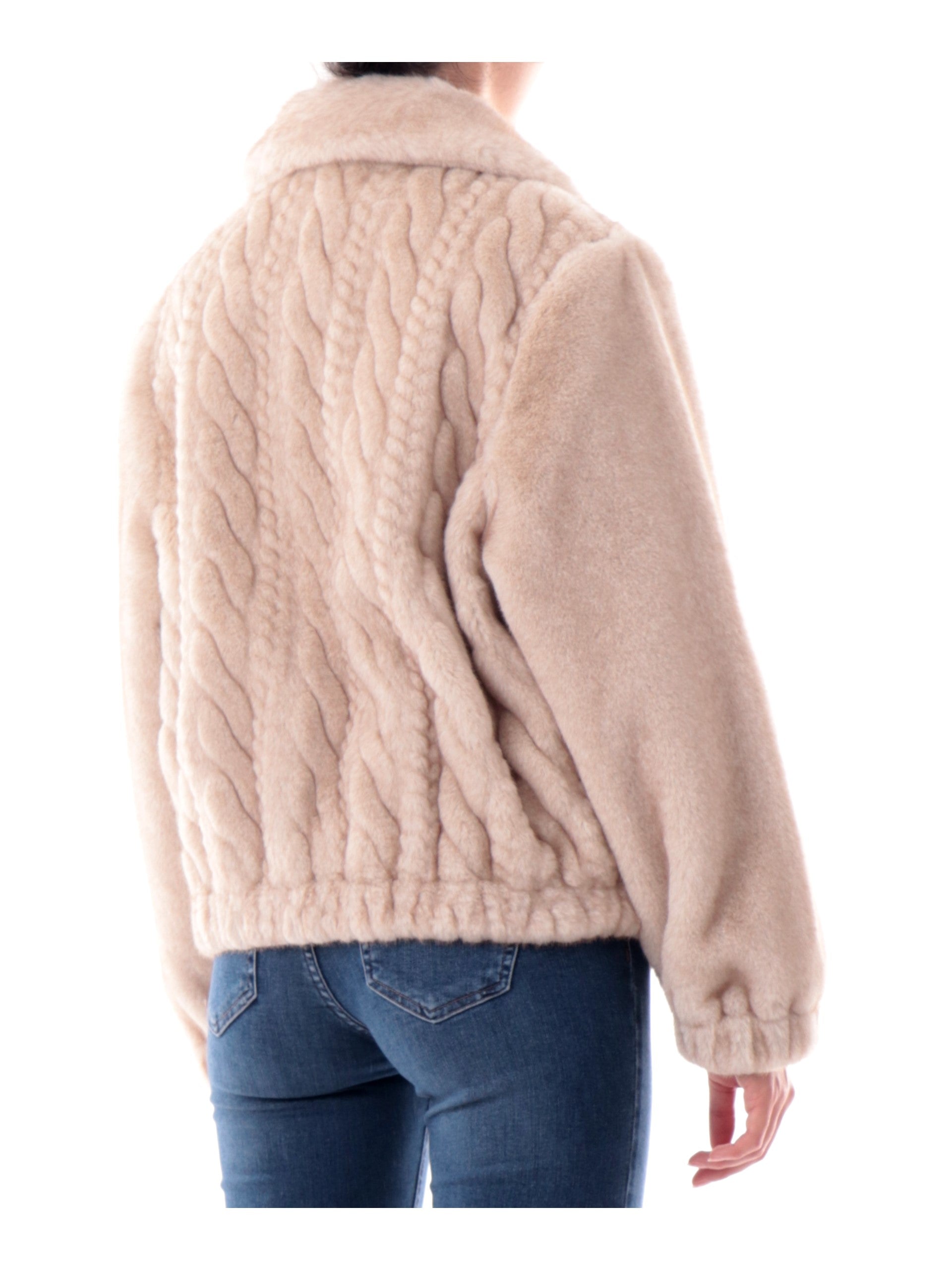 245b5fec8b1a8e6662a0fb94b282b5a1c89cfb96