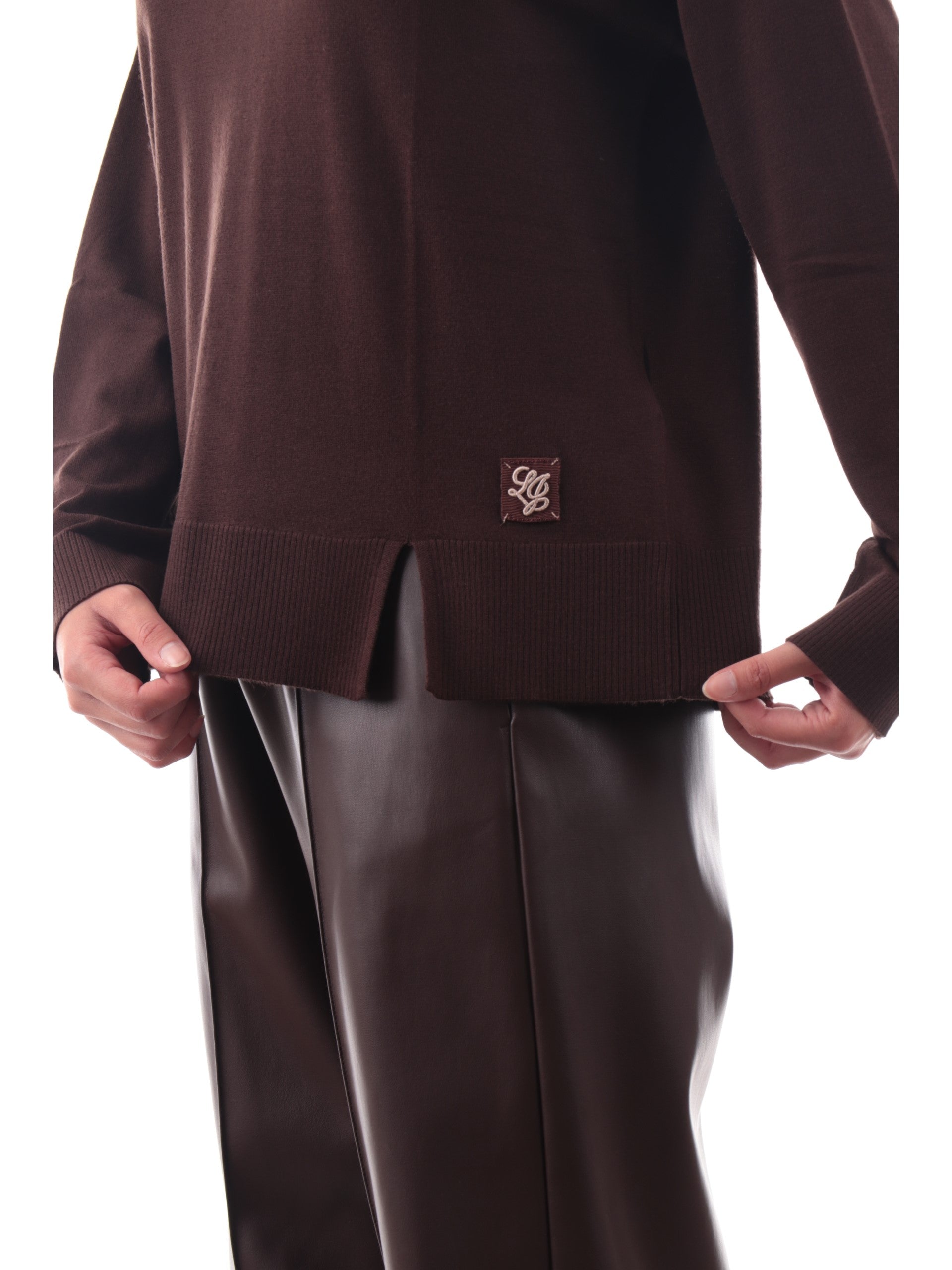 ec3ac58d7cc28f8b3a245b2895c78970e32b7011