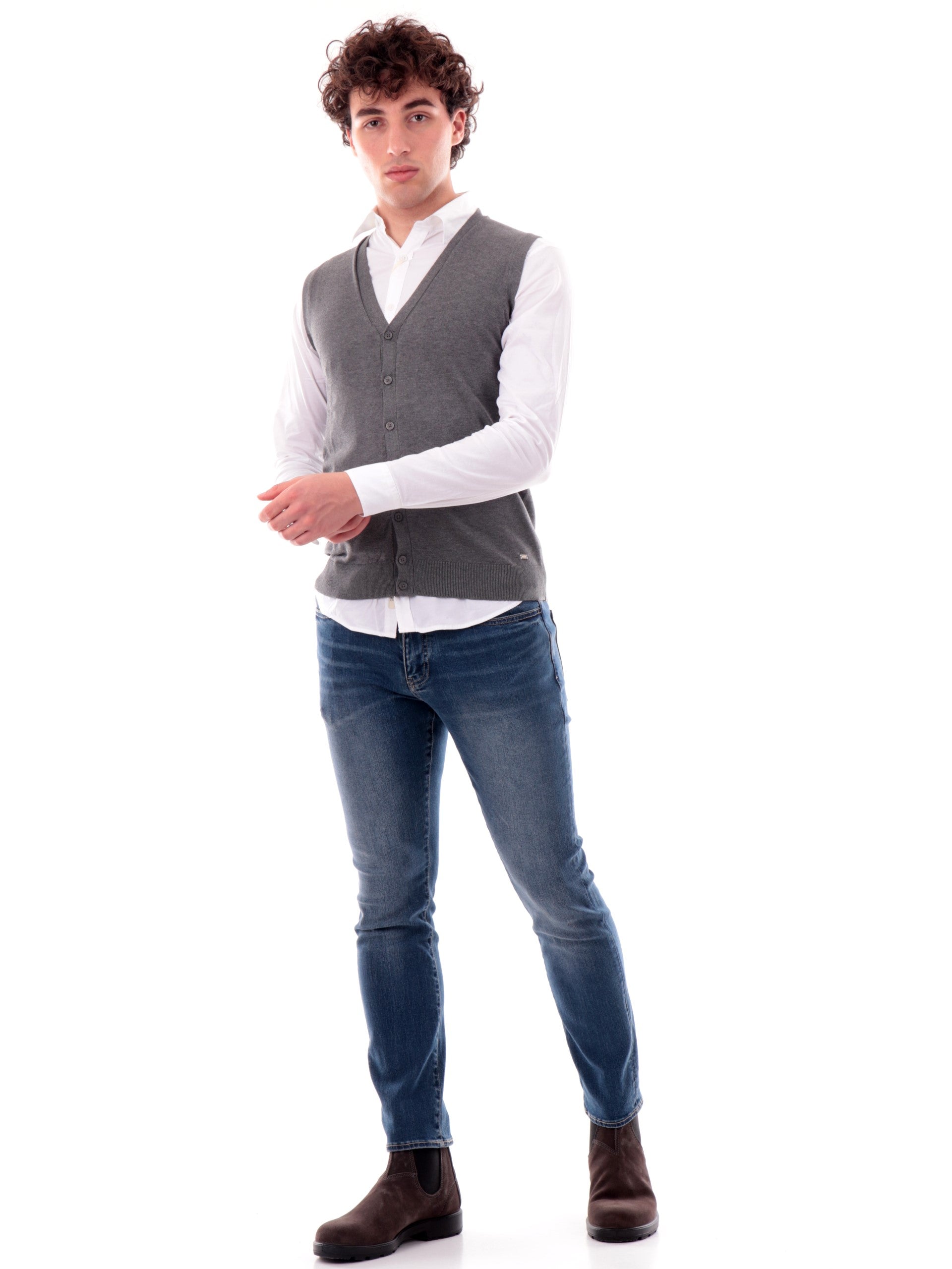 5b9898780a24a4b01ae96addbf569e3b973ae823