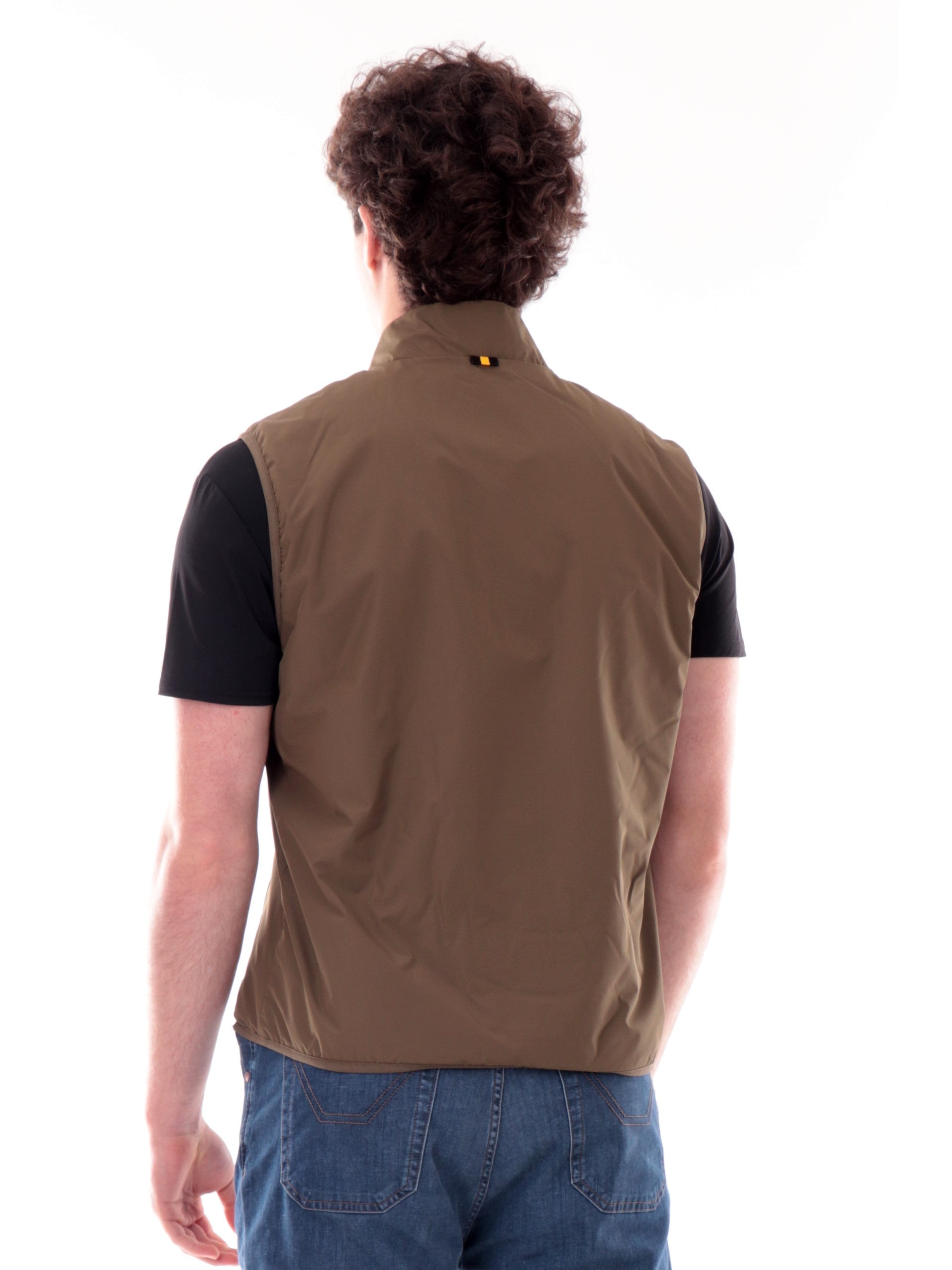 c822e4026e621f7d15b42aaa4c5b21cba4c33d31