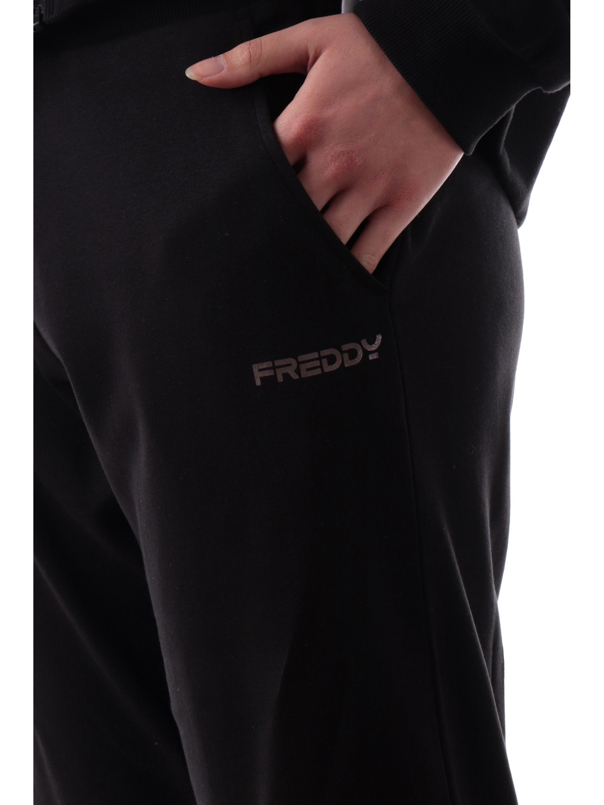 c69275cb192eb473566ce24bc23a85c84617e705