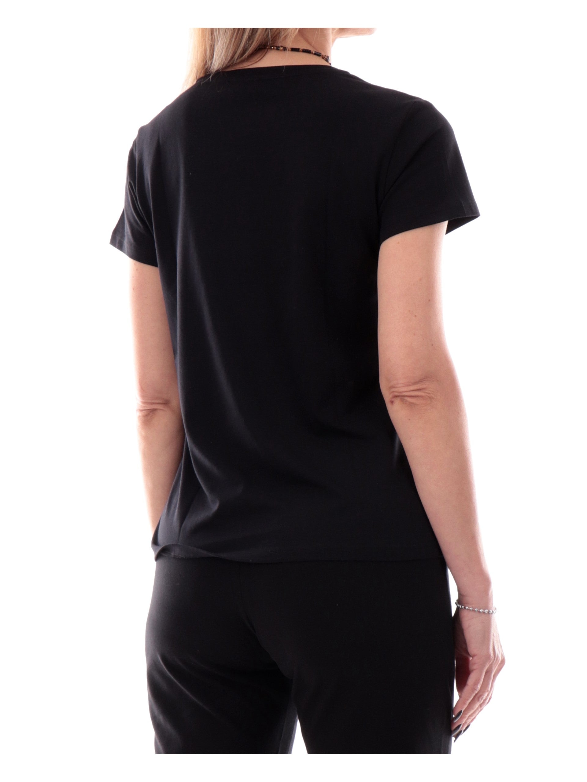 ec26202f1a35ed1285e940aad60b4e3e5d4b0a68