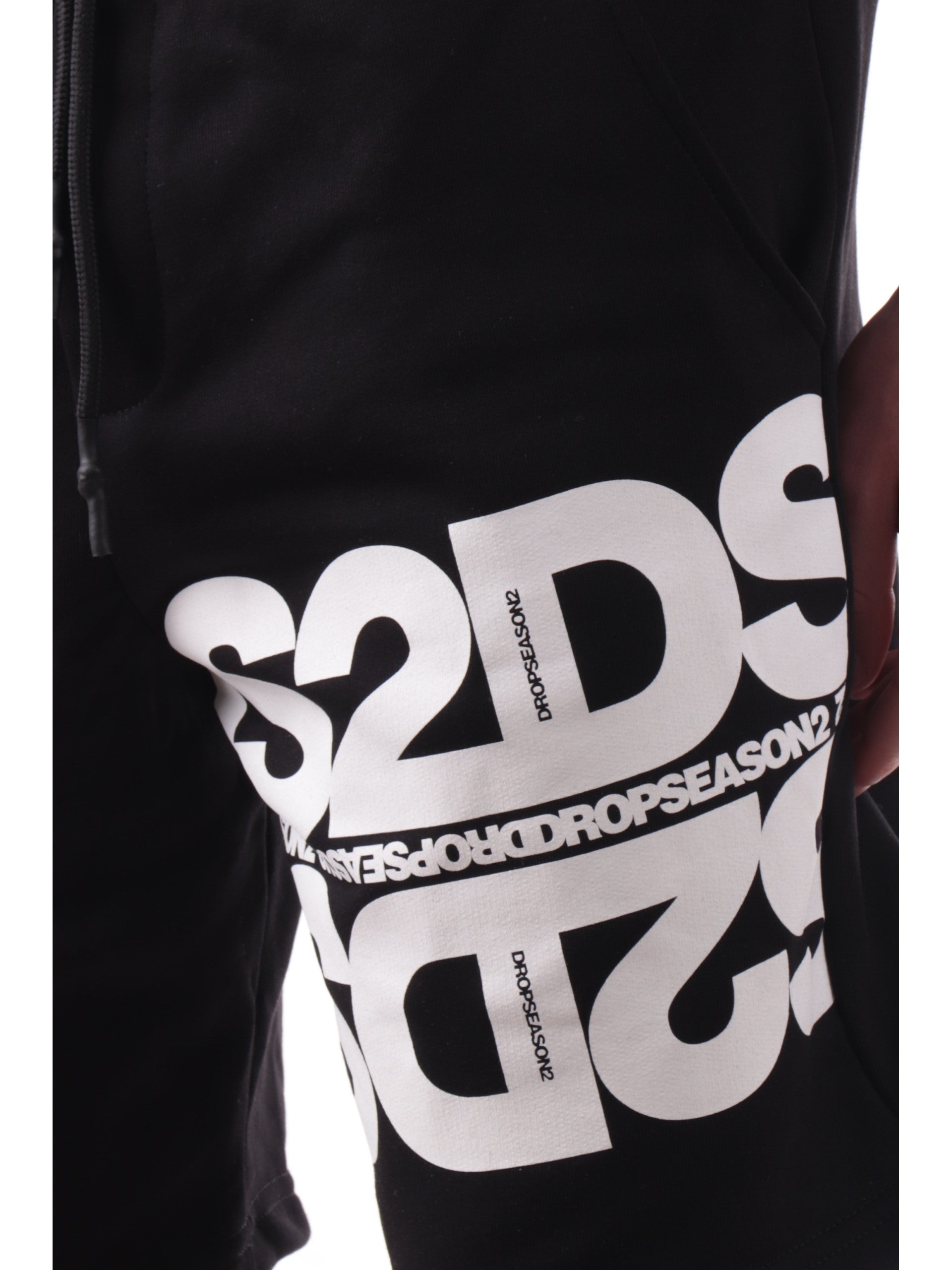 f688640ea87229c0f20cfe14b9e06cd9eaf5c272