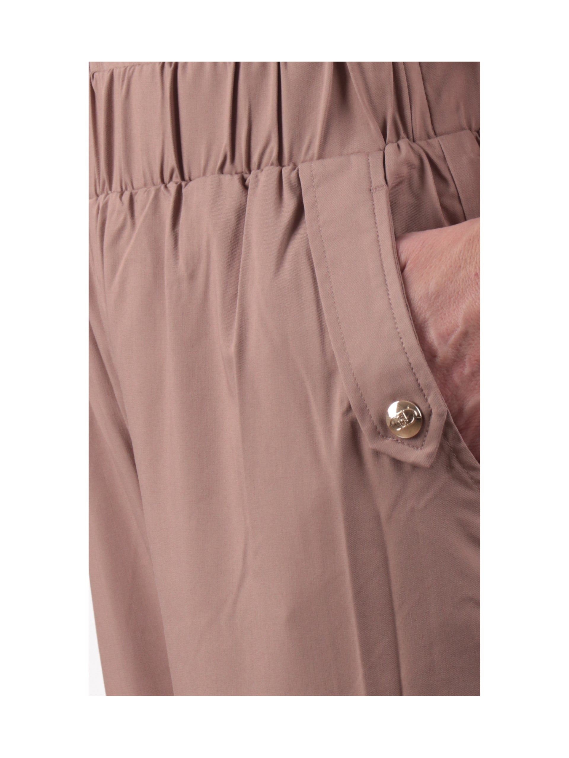 142cff79118fb85c1cae06003136dead76a5f5e1