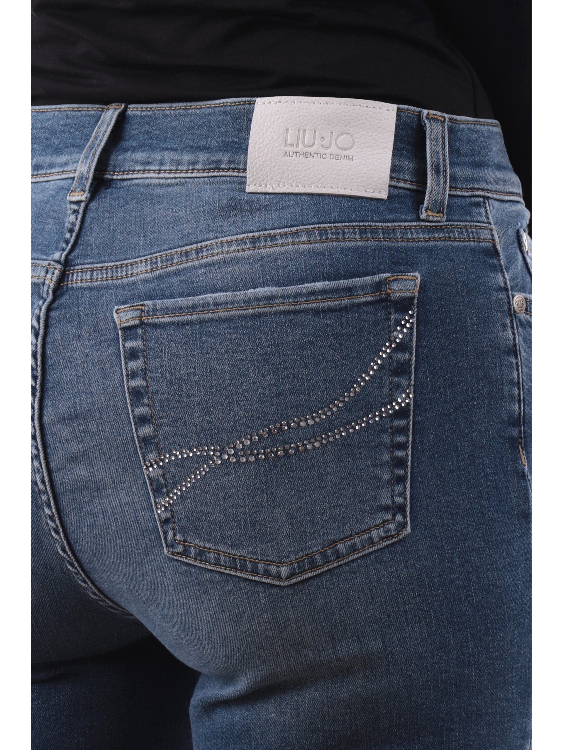 dbe070128c31e67130accde36cec7551af19c8dd