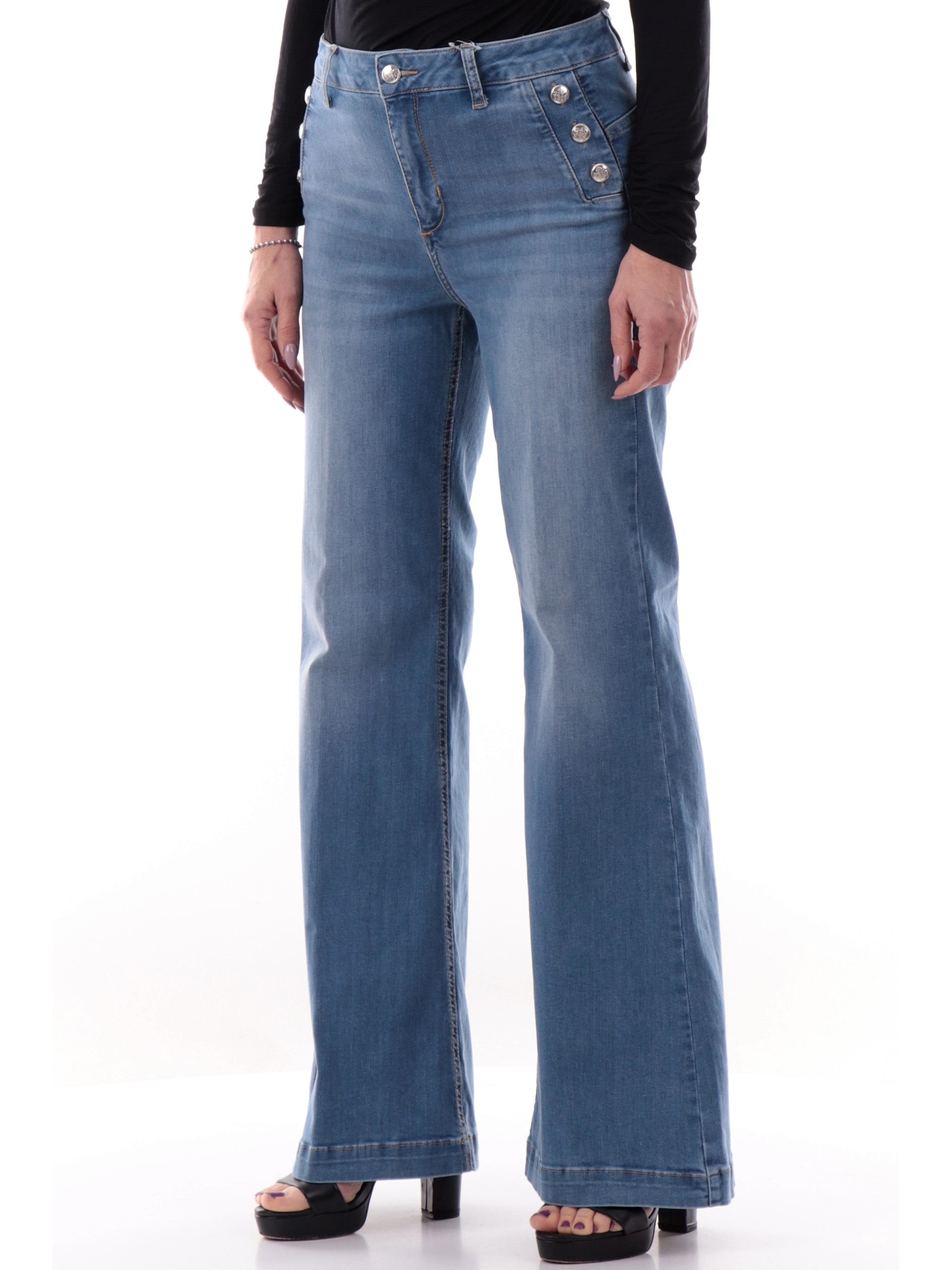 f85aa7ab1ef18917403623785437322edd28842a