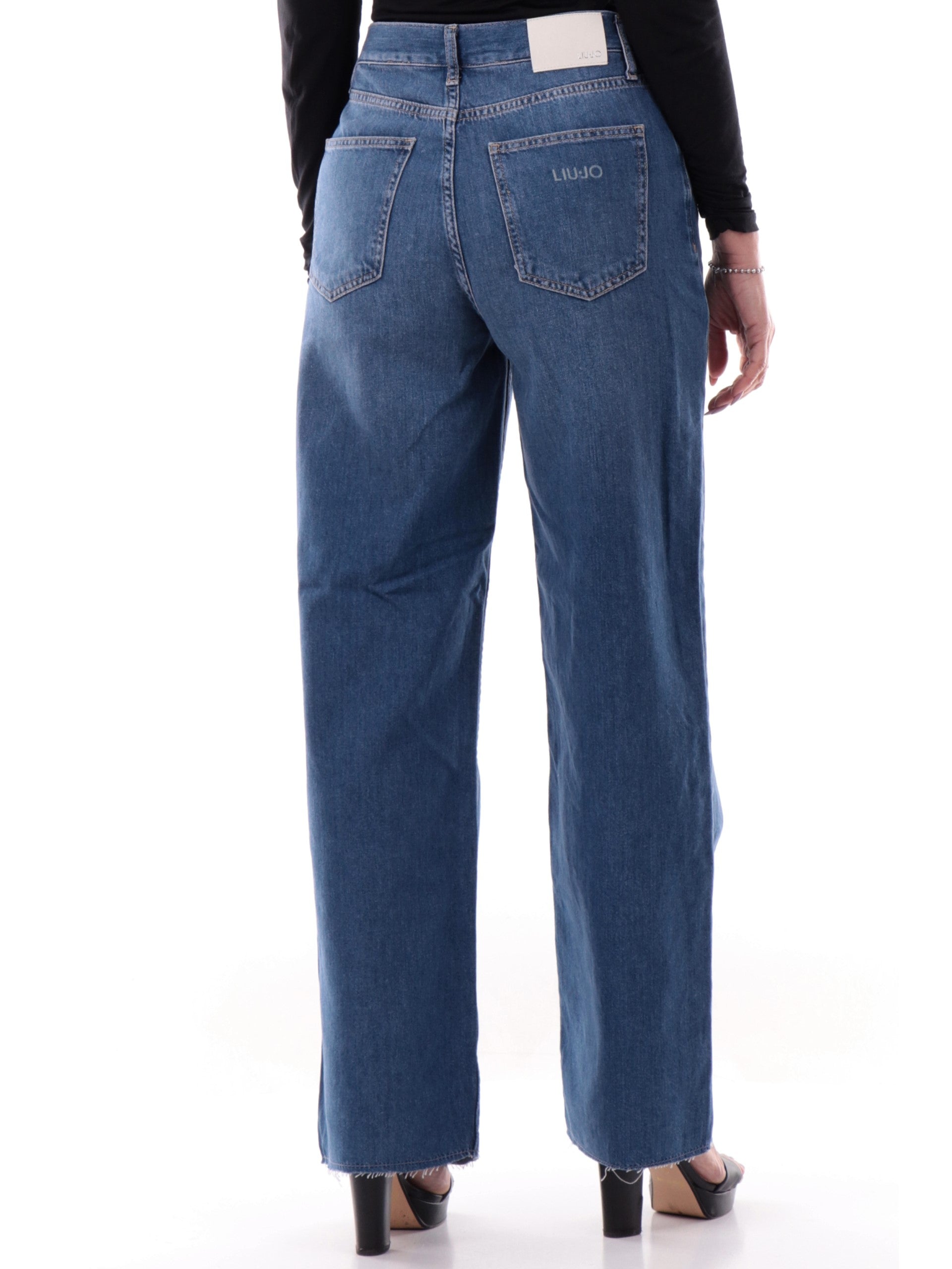 414f2ae1de32300ef0d3fb2e0e53bd841d8b81c0