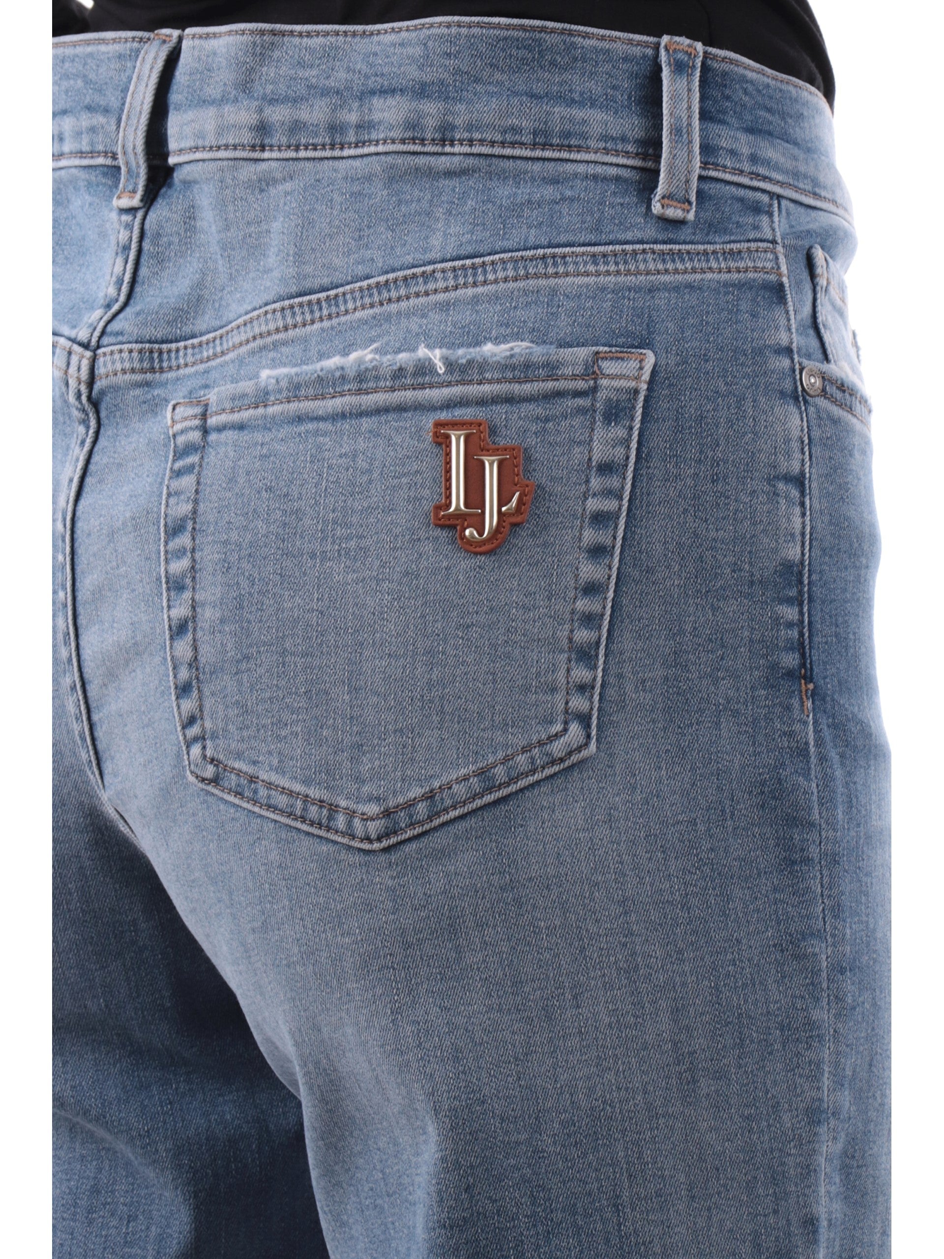 94d15a3cd7c6861991881ae4cd3ecef7a96bc655