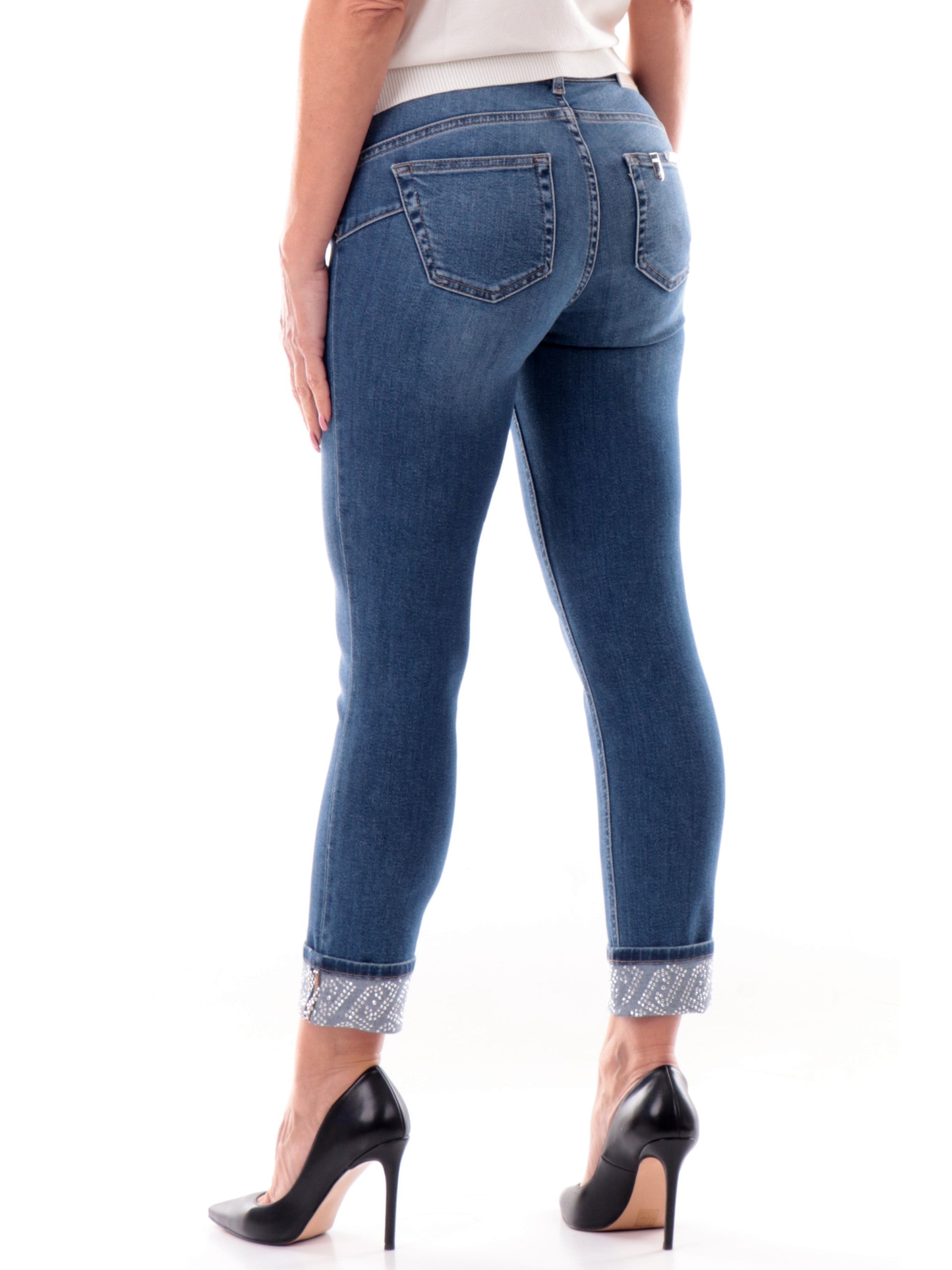 0d8d46079e29a29f32f7419636bbc5b20985dff6