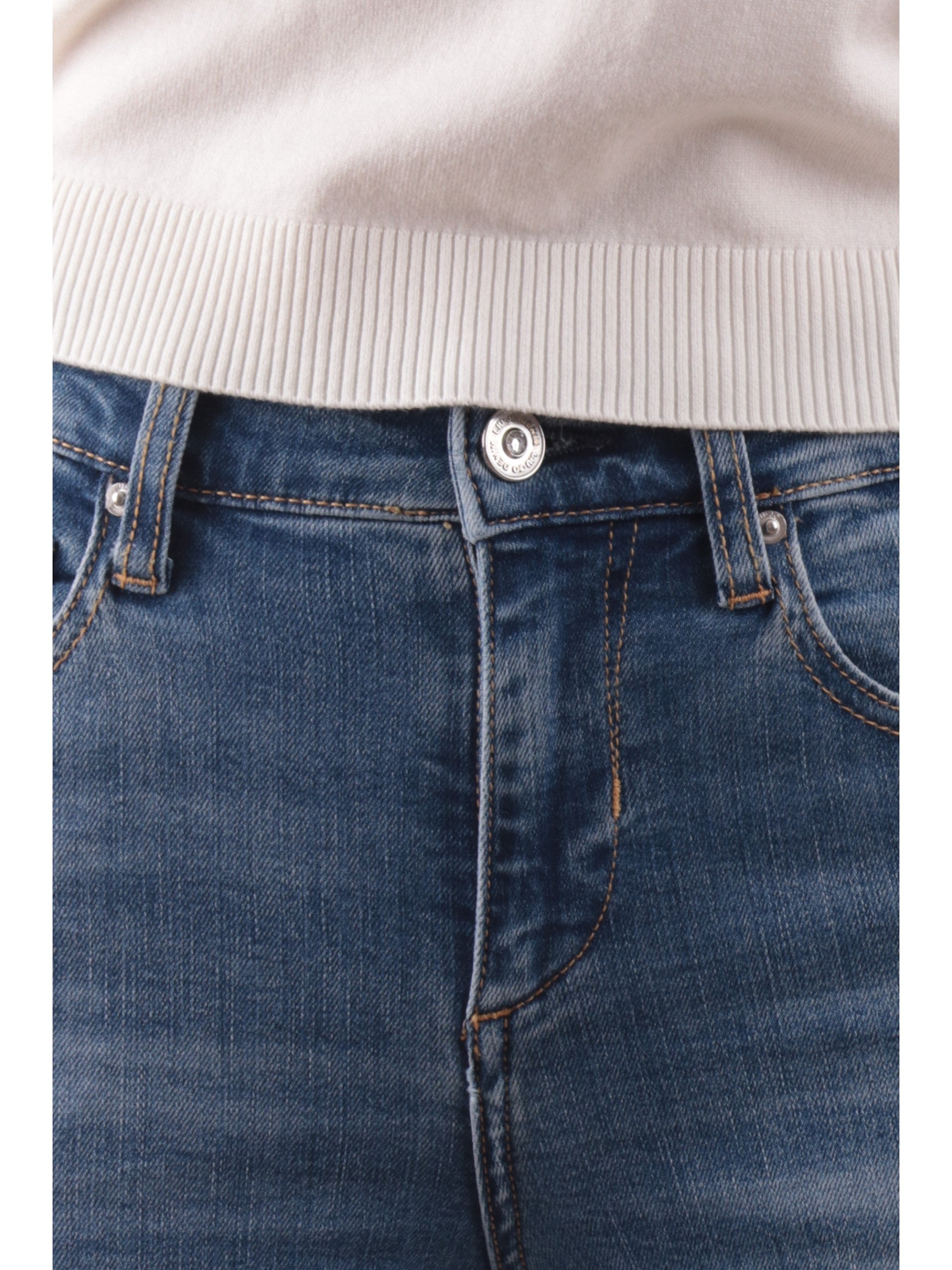 4112b4cf915f6474ff14b91bfc0a544193c58586