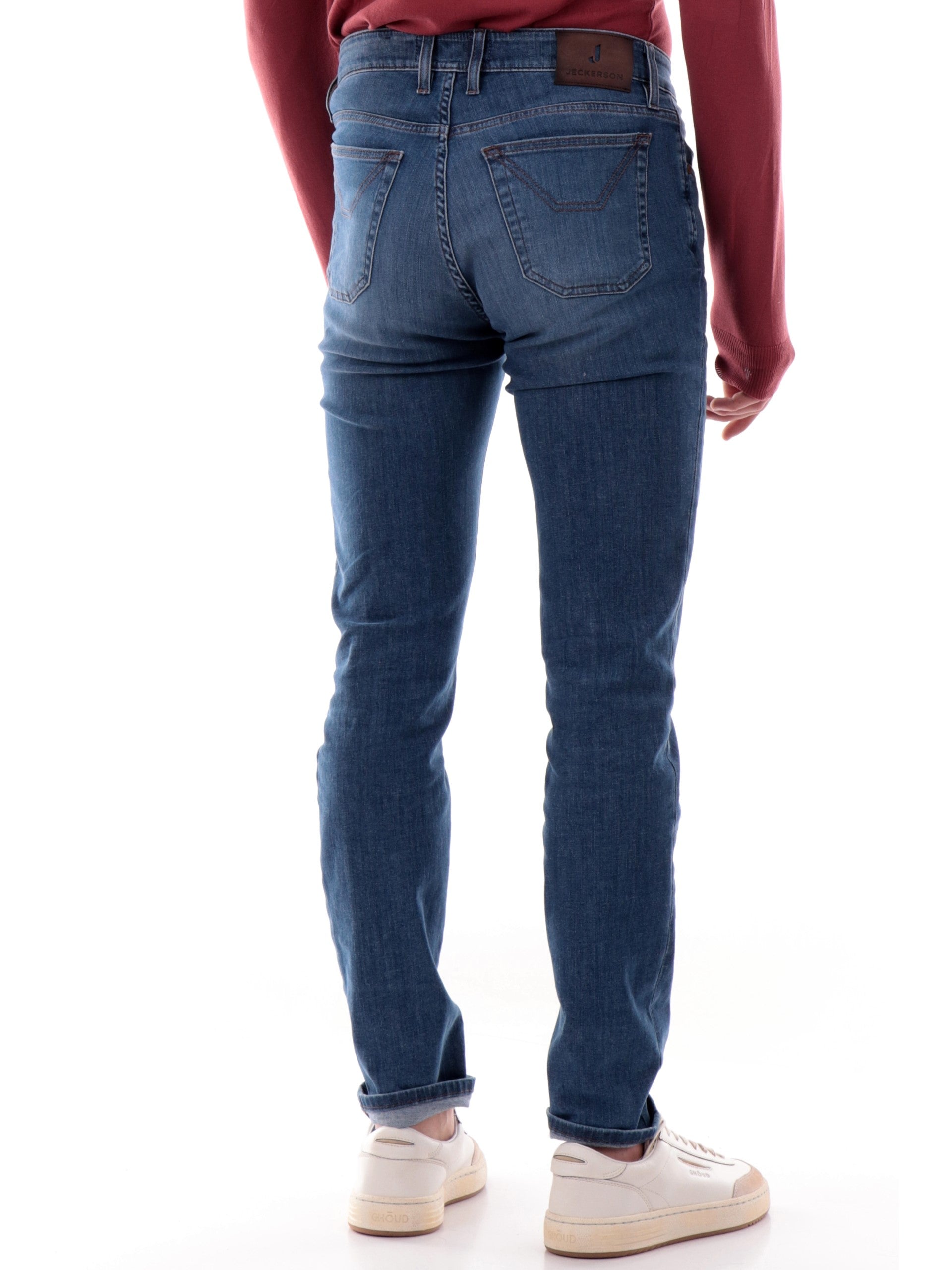 d33b7674cdec590a28dda50f536b0adf21a00379