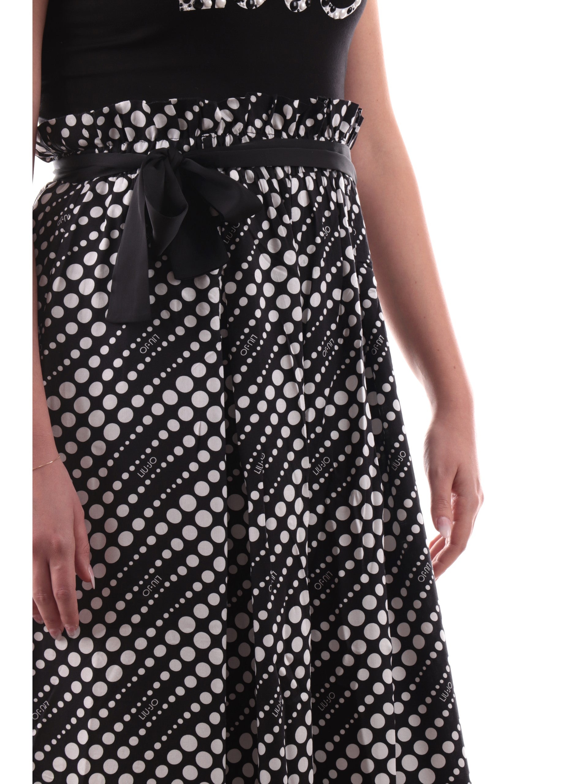 9f6fff750a6e04a888f7838e0984fb4b9b512efc