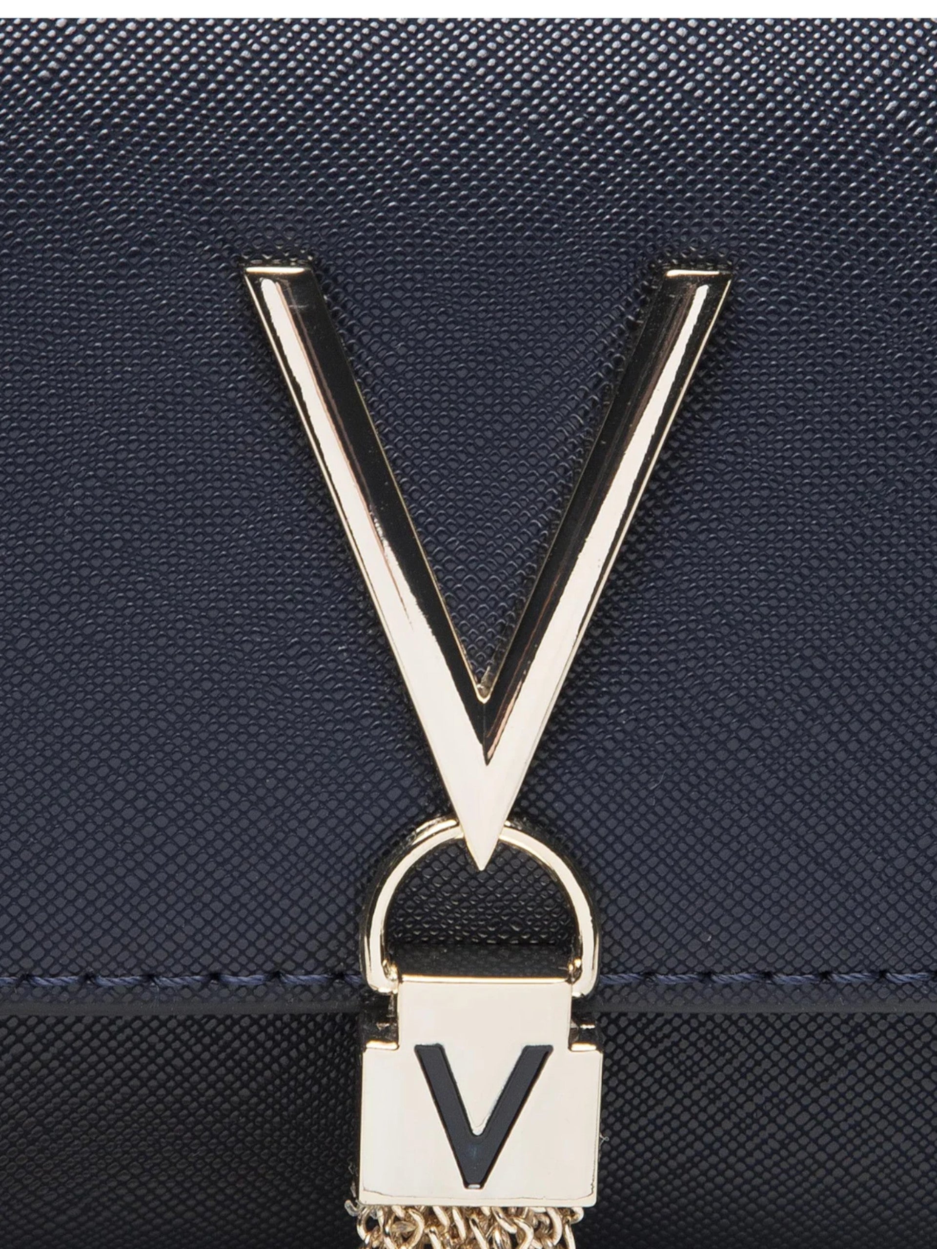 6581e84013eedb00b2e446db422b445232daa383