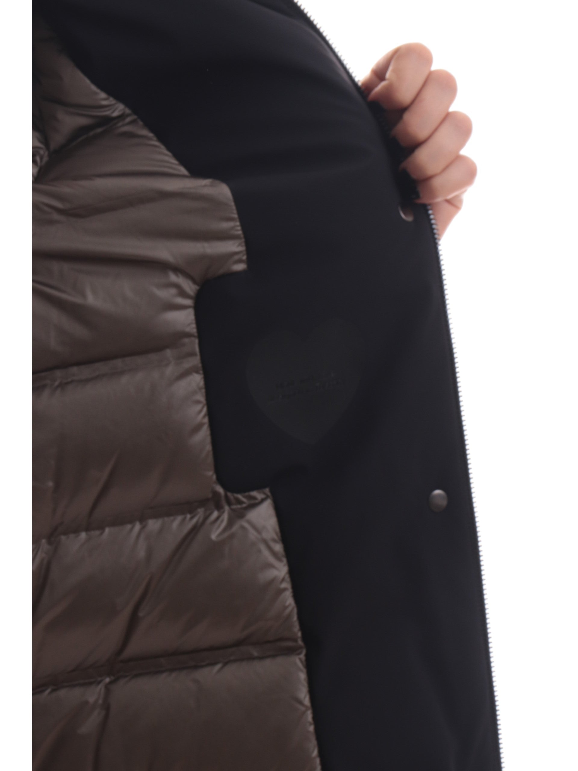 d1af54adb35571a874be1f5e696bec53931ac513