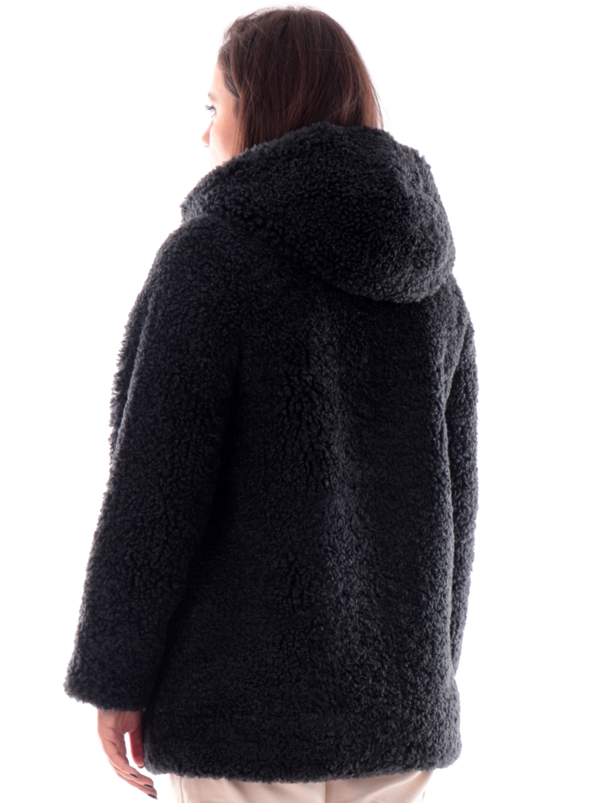 5aeb408bc755105bb1a76c0280bcbd8686bc5e99