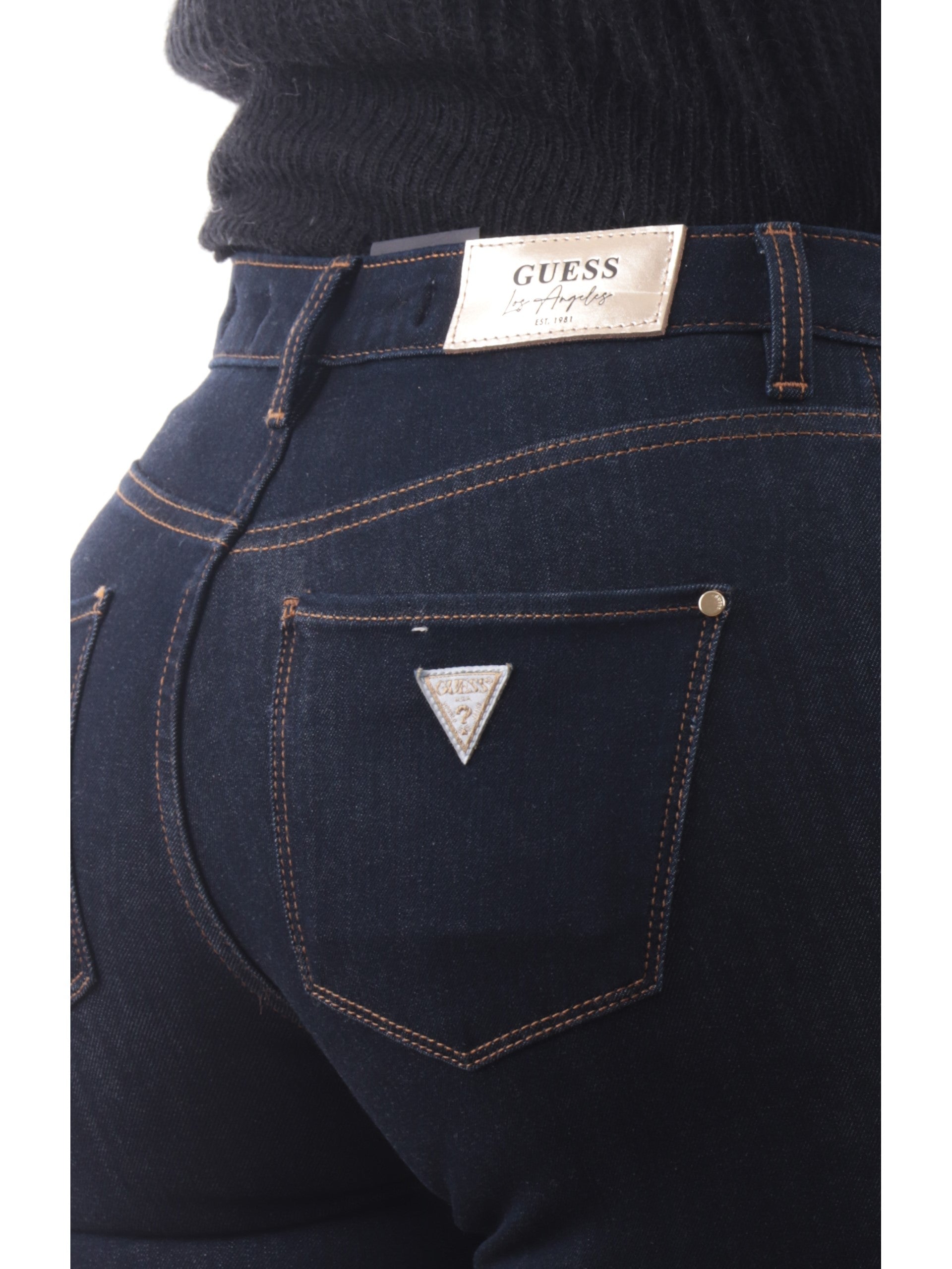 9a8620b23abc3cc97bd7f3591f4e5d056c4f25d1